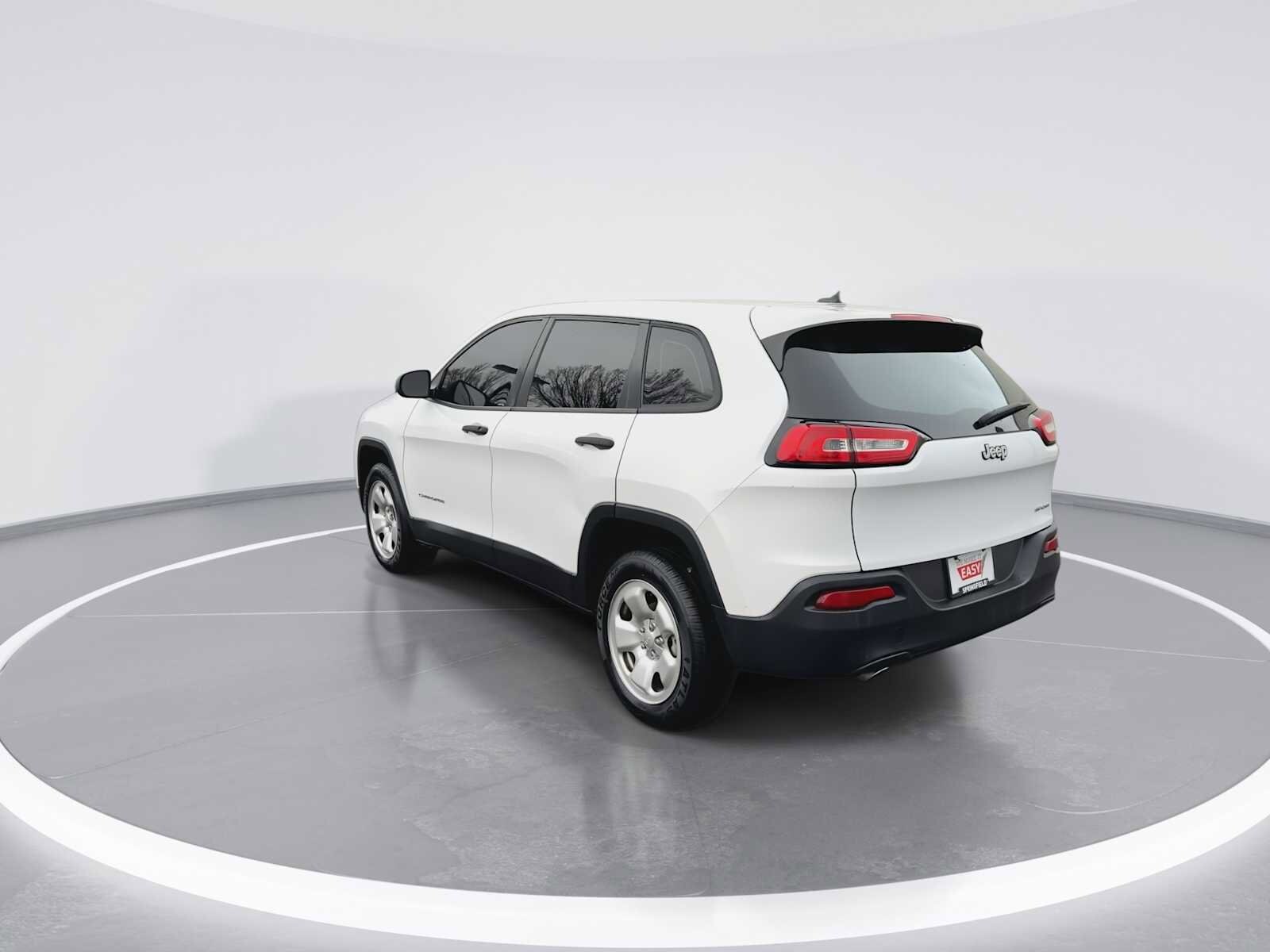 Thumbnail: 2017 Jeep Cherokee - 6