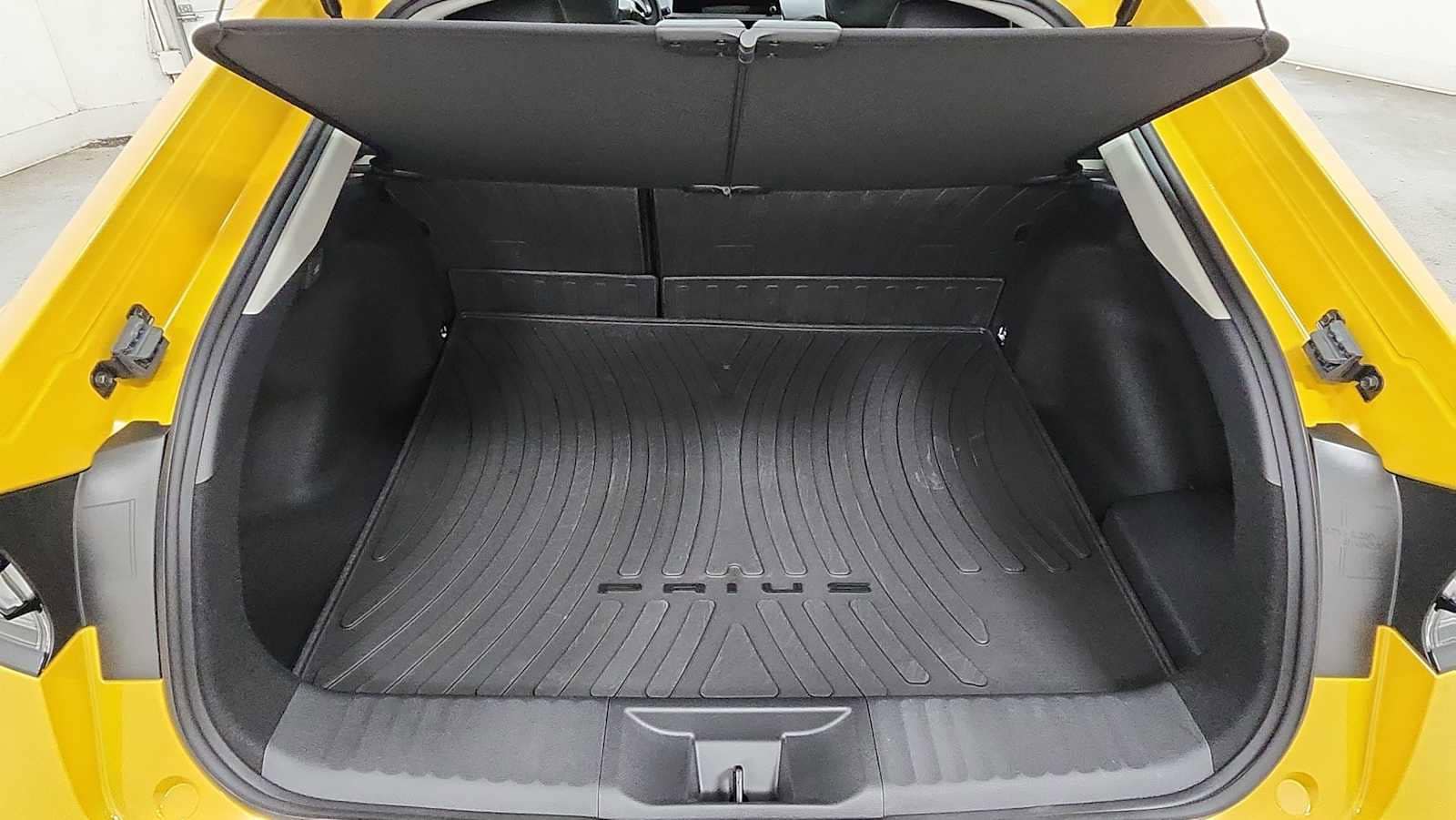 Thumbnail: 2026 Toyota Prius - 28