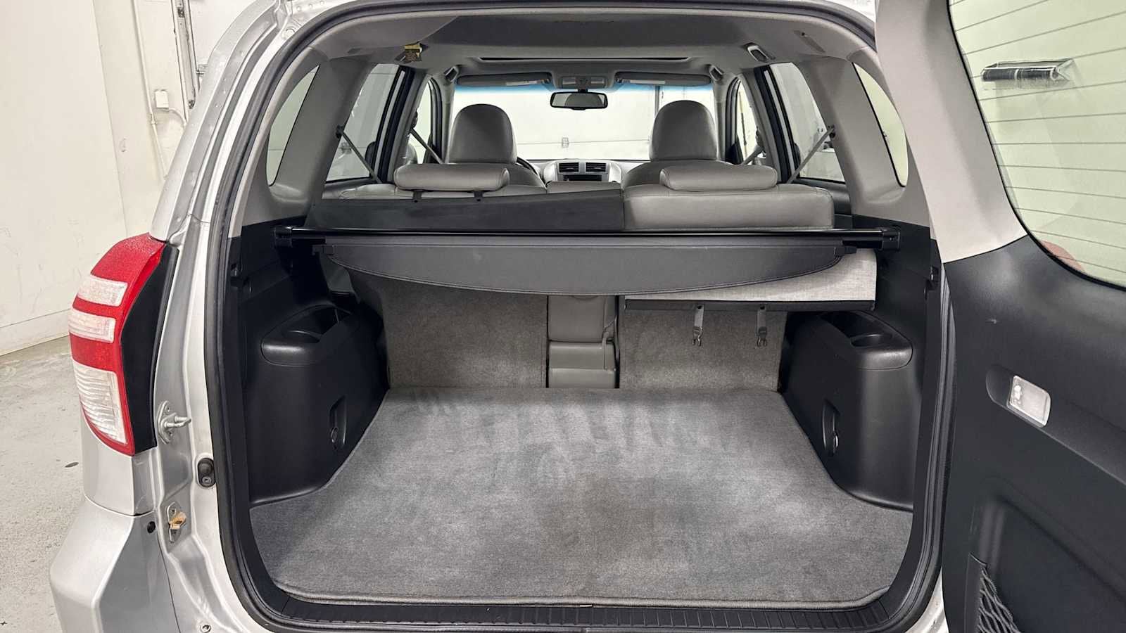 Thumbnail: 2009 Toyota RAV4 - 27