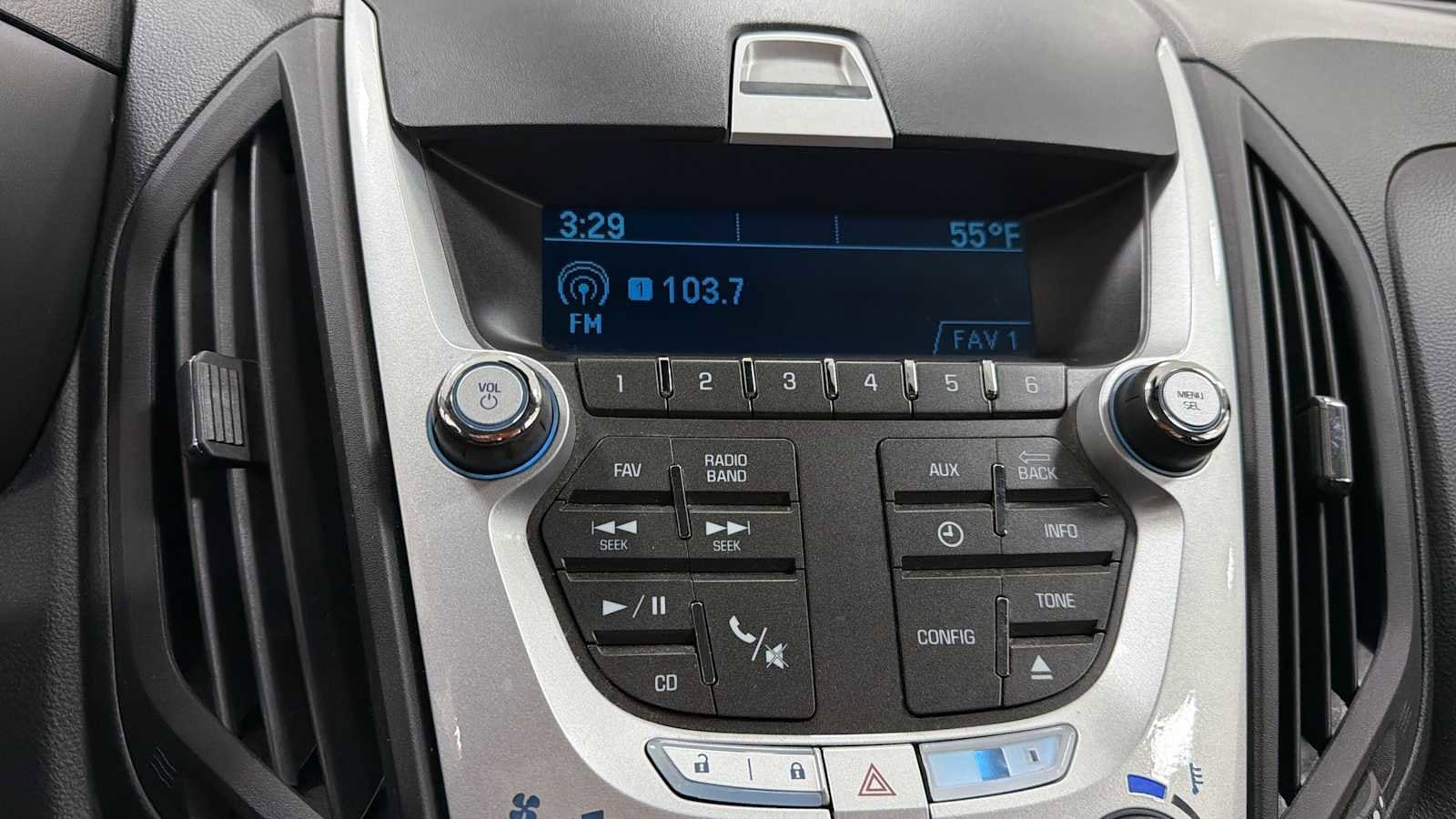Thumbnail: 2013 Chevrolet Equinox - 18