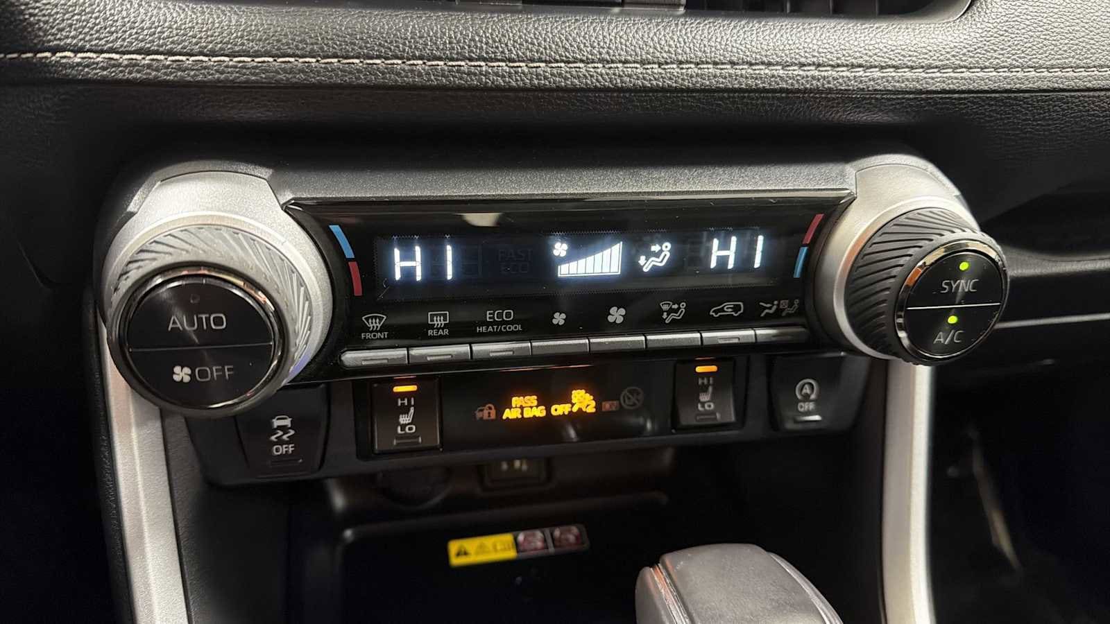 Thumbnail: 2024 Toyota RAV4 - 21