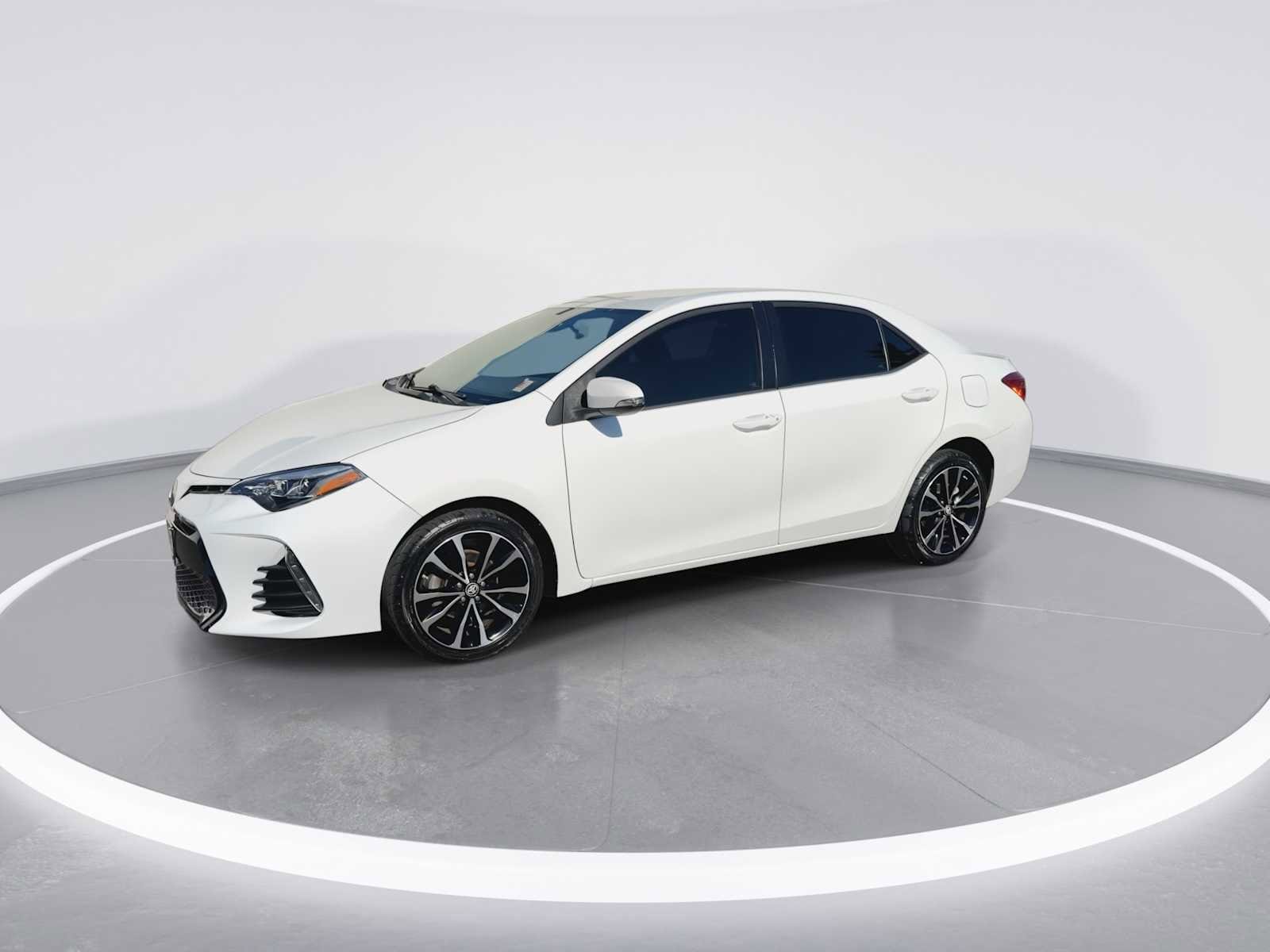 Thumbnail: 2019 Toyota Corolla - 4