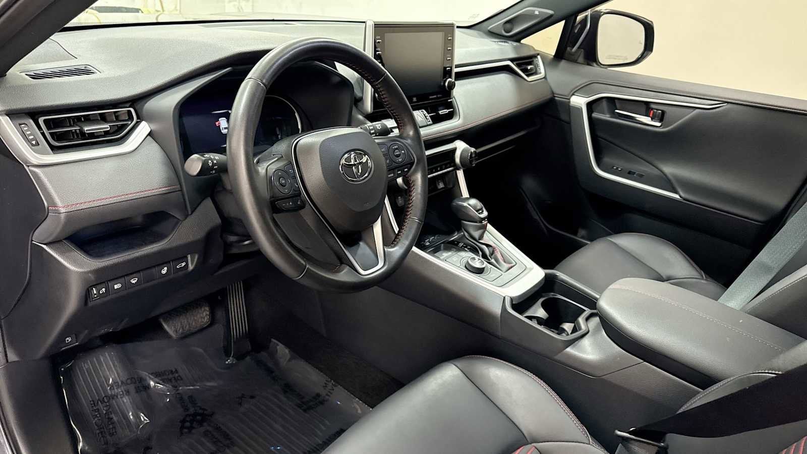 2021 Toyota RAV4 Prime XSE 12