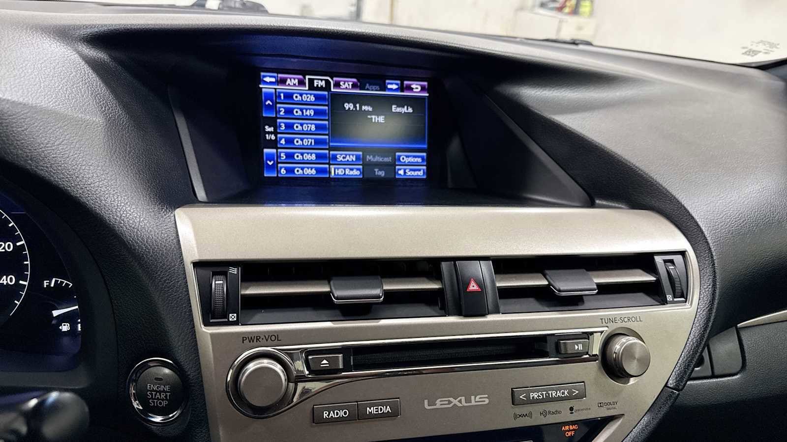 Thumbnail: 2015 Lexus RX - 18