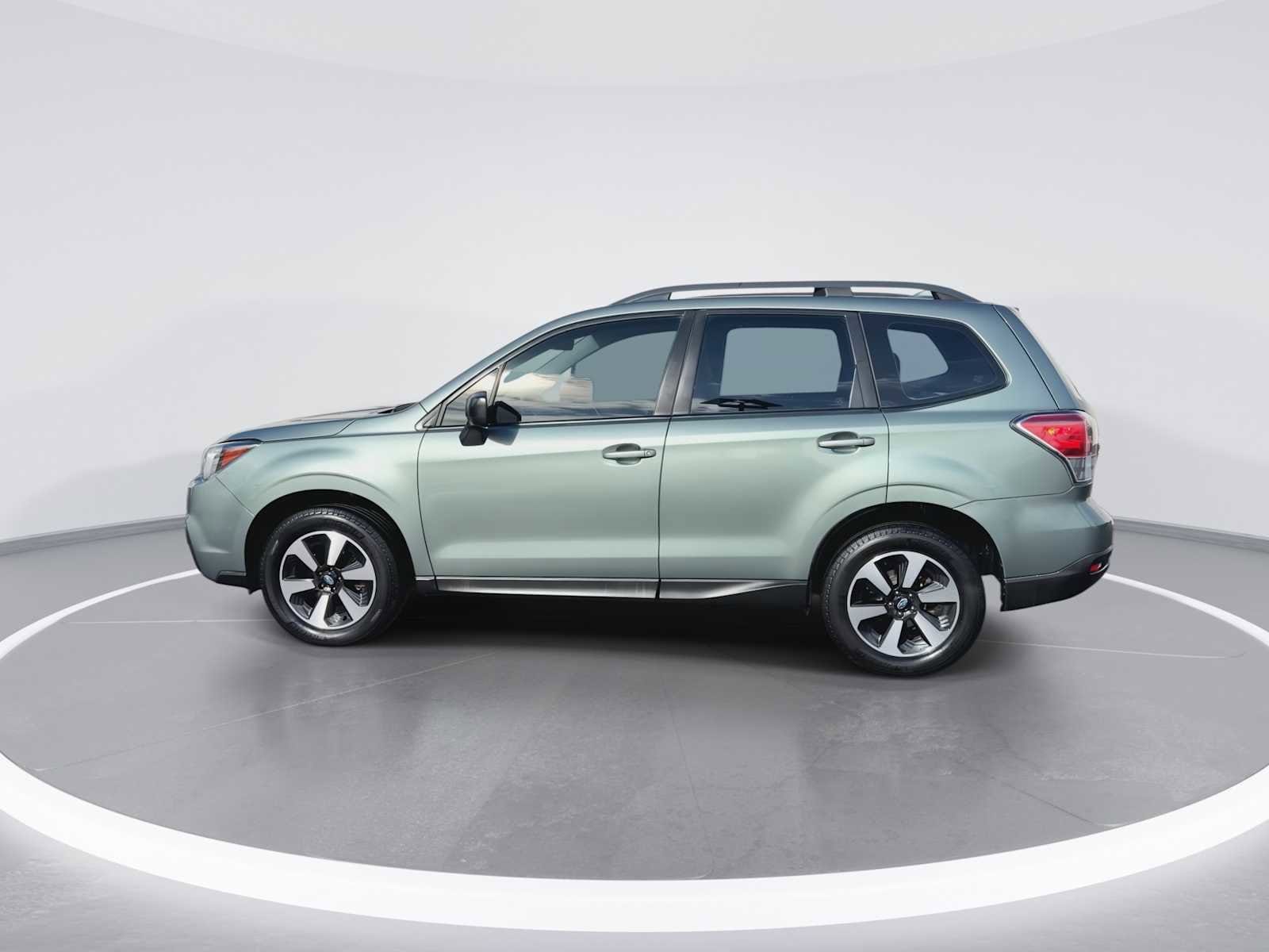 Thumbnail: 2017 Subaru Forester - 4
