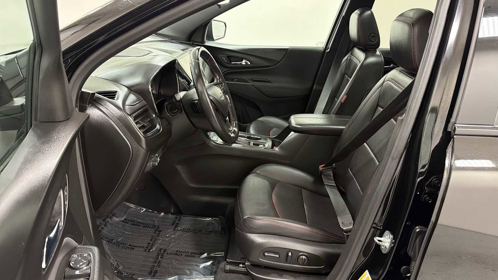 Thumbnail: 2022 Chevrolet Equinox - 13