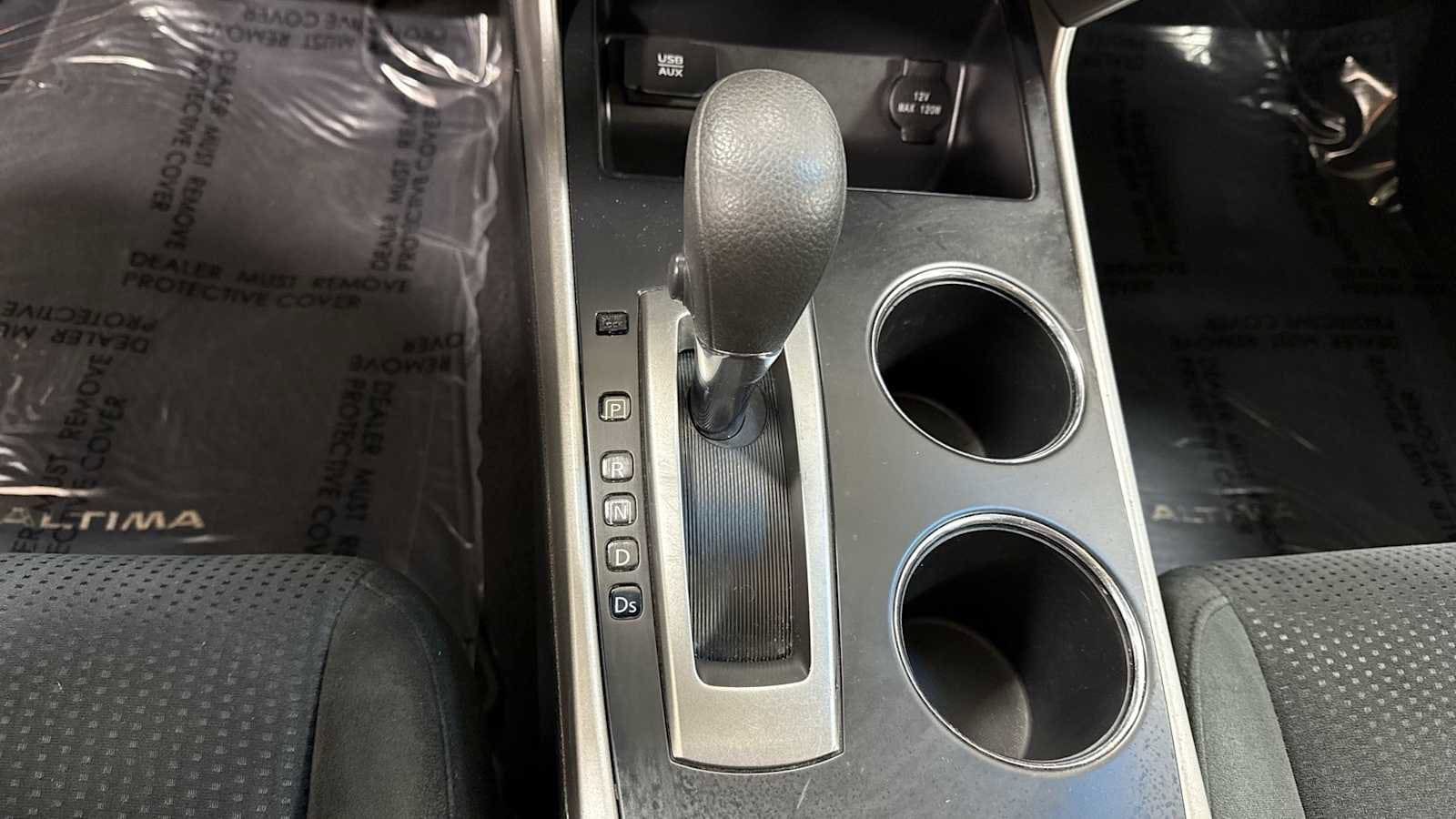 Thumbnail: 2015 Nissan Altima - 21