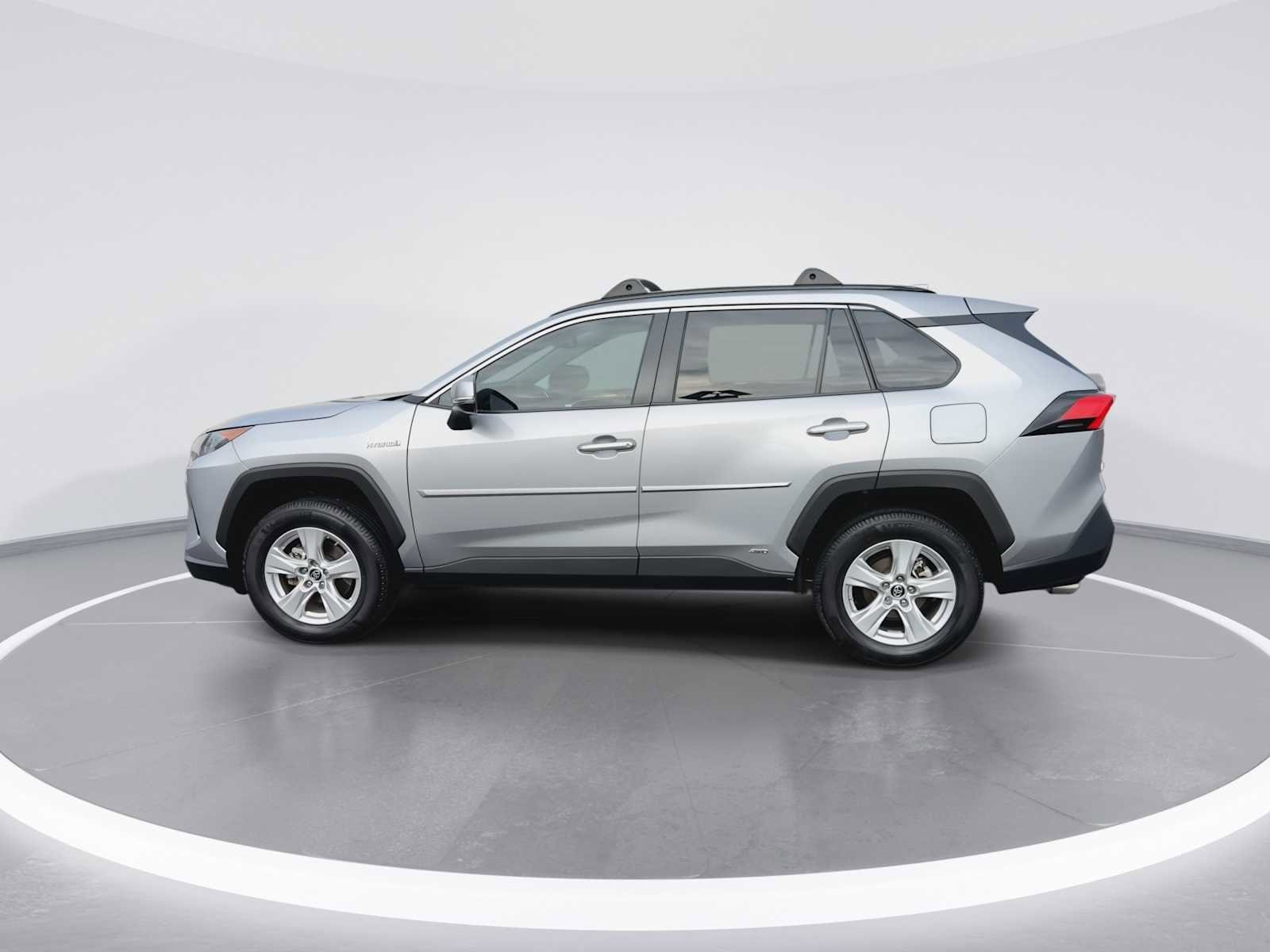 Thumbnail: 2019 Toyota RAV4 - 5