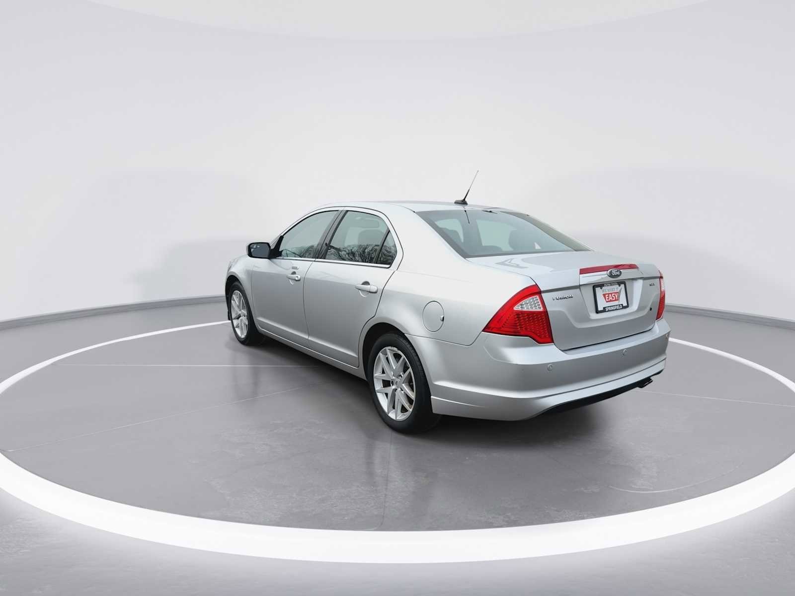 Thumbnail: 2011 Ford Fusion - 6