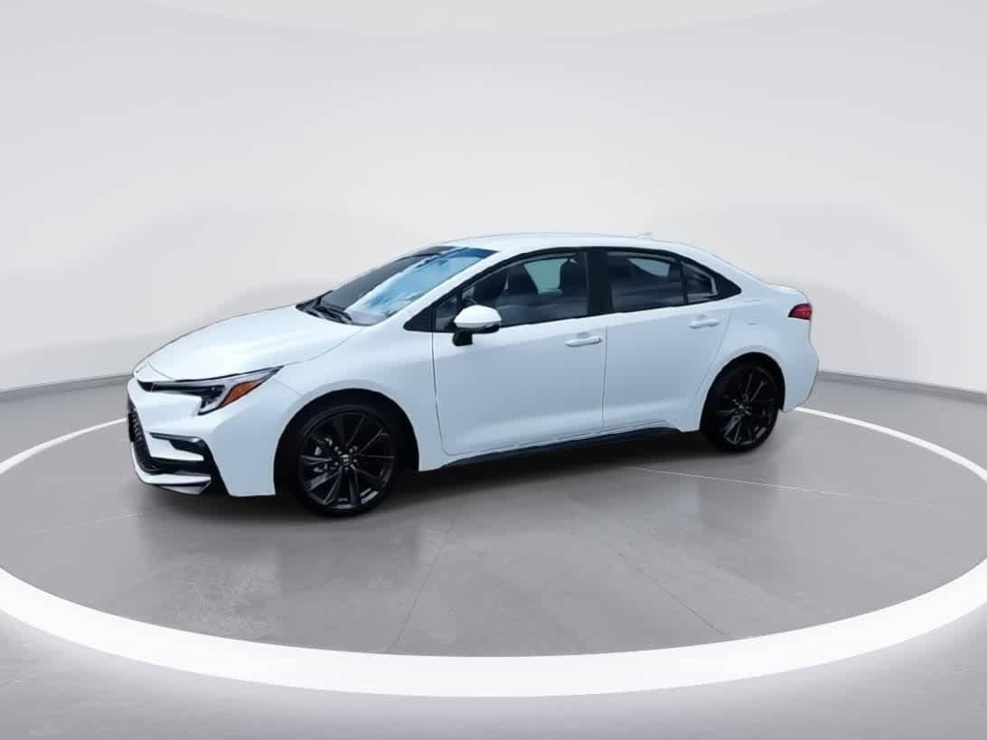 Thumbnail: 2025 Toyota Corolla - 4