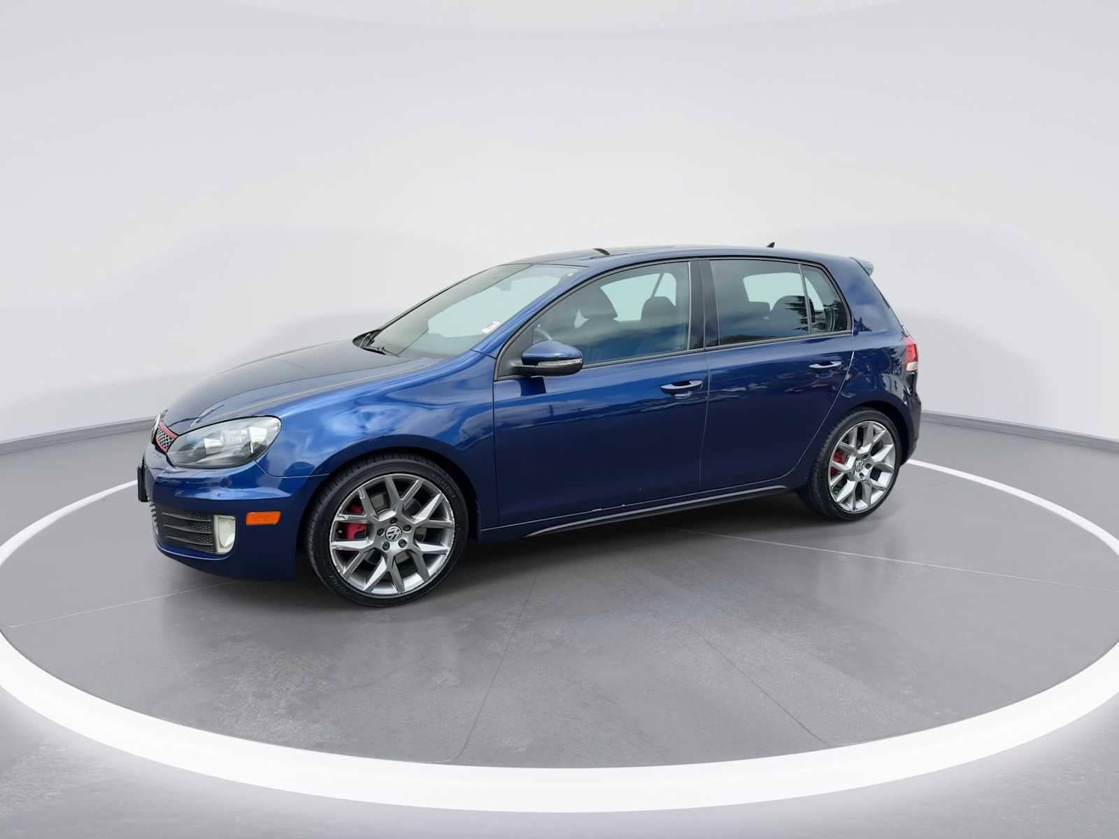 Thumbnail: 2013 Volkswagen Golf - 4