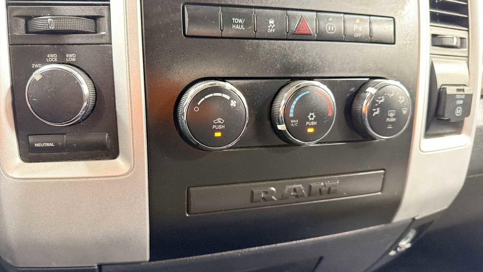 Thumbnail: 2010 Dodge Ram 1500 - 21