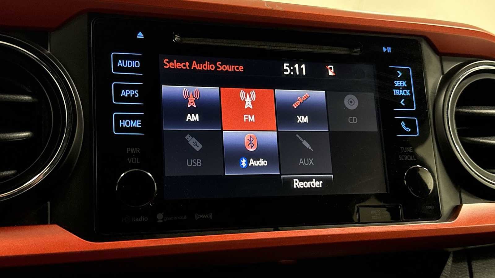 Thumbnail: 2018 Toyota Tacoma - 18