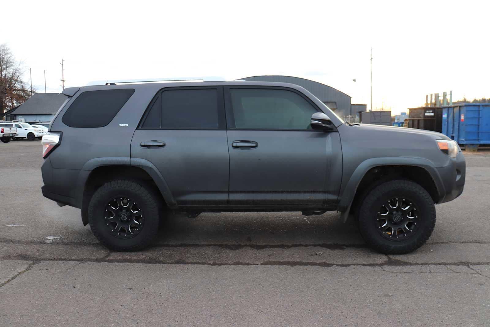 Thumbnail: 2017 Toyota 4Runner - 4