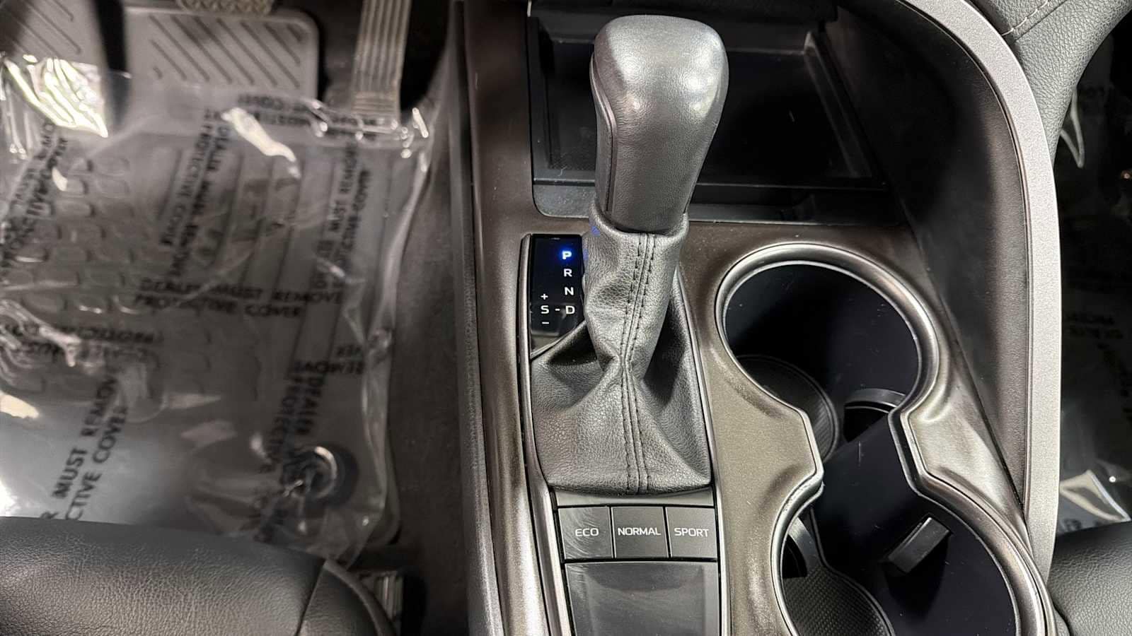 Thumbnail: 2024 Toyota Camry - 21