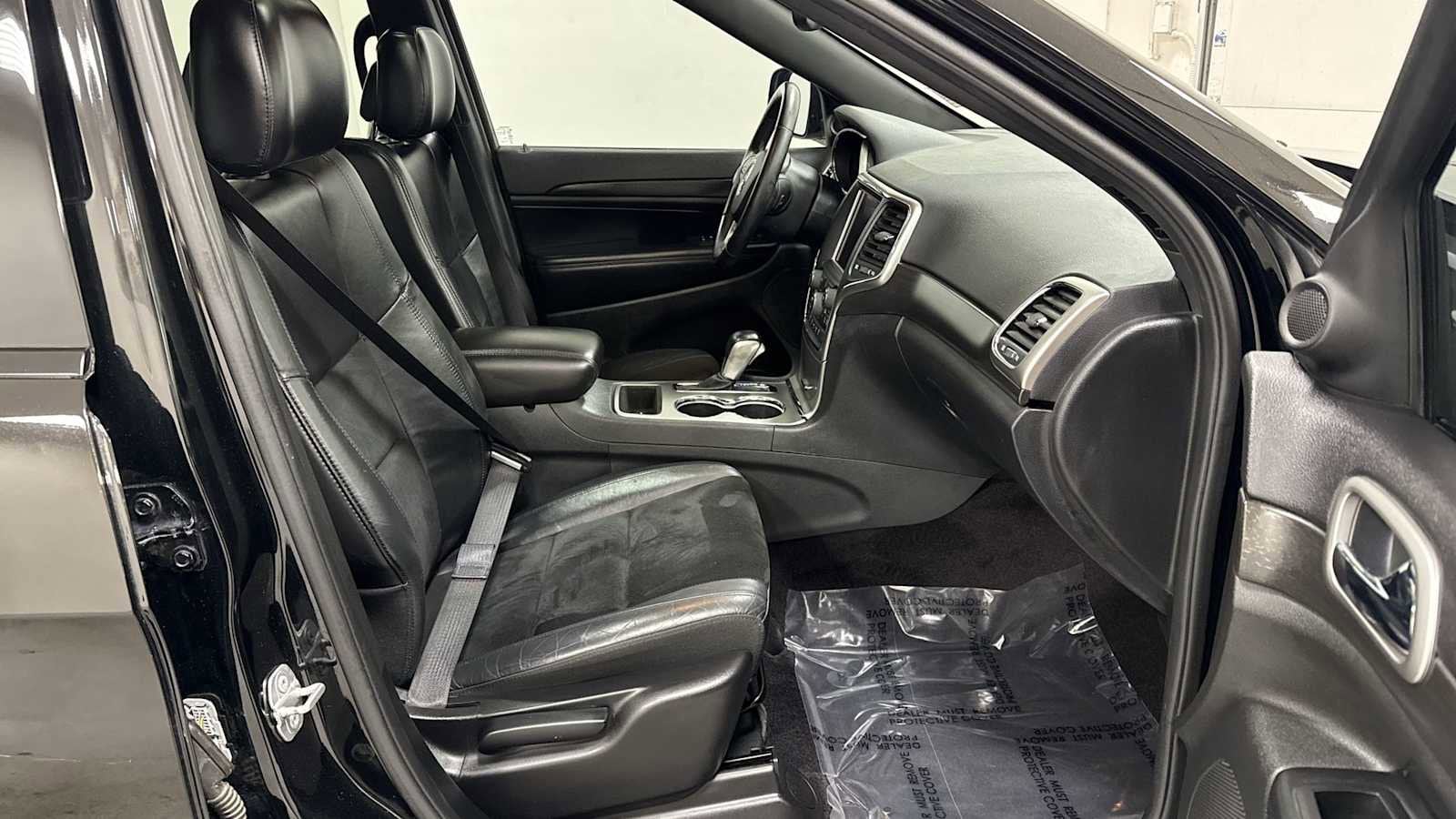 Thumbnail: 2018 Jeep Grand Cherokee - 30