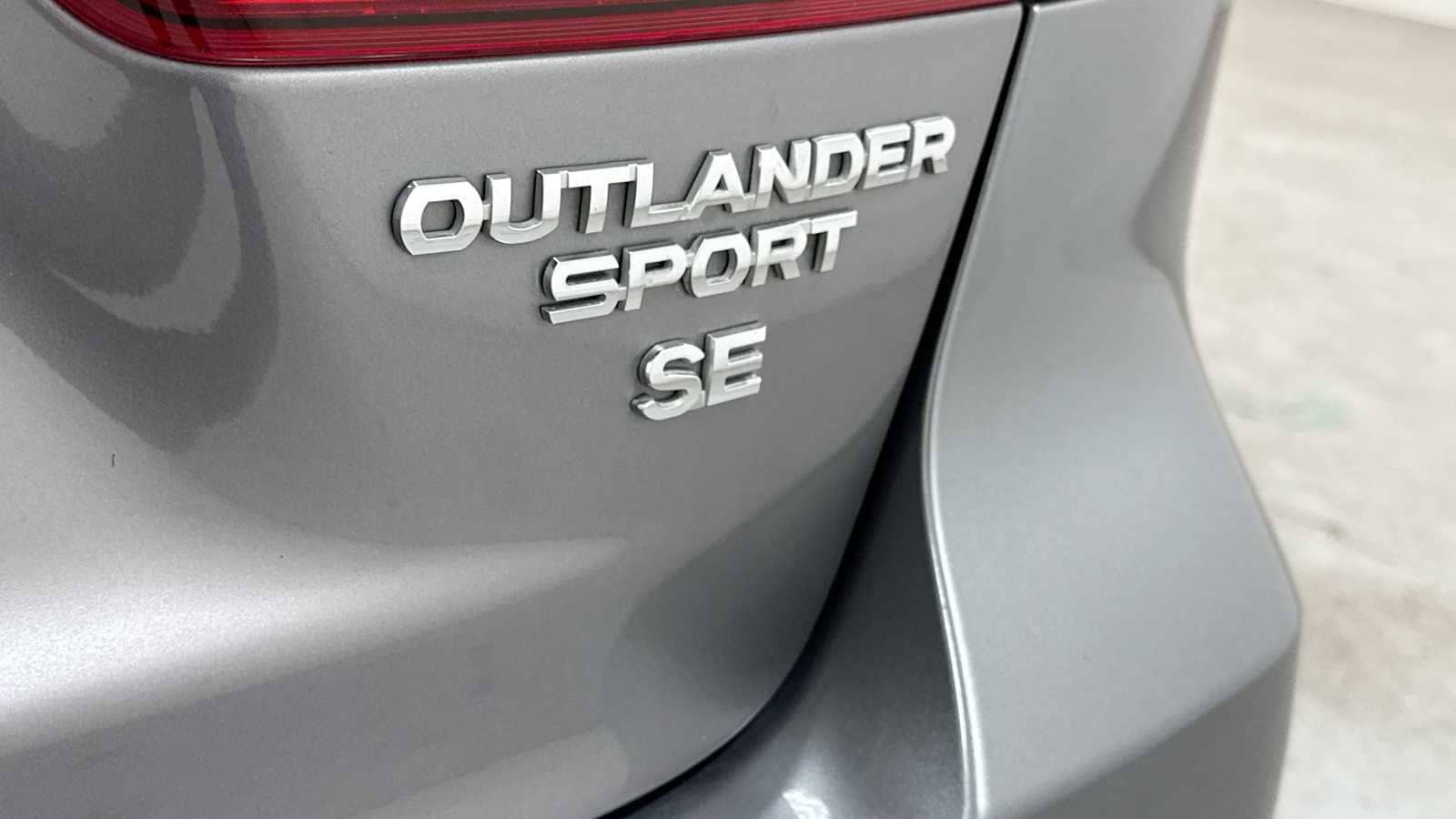 Thumbnail: 2018 Mitsubishi Outlander Sport - 27
