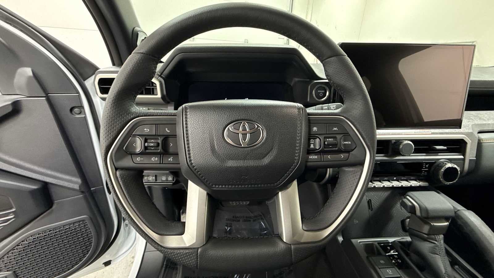 Thumbnail: 2026 Toyota 4Runner - 16