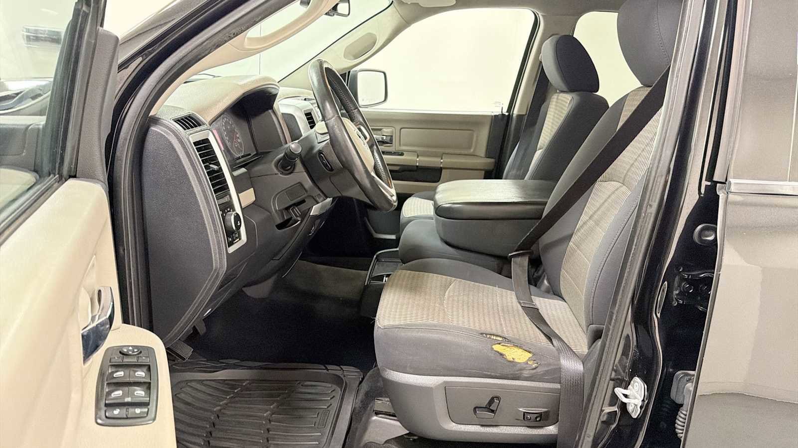 Thumbnail: 2010 Dodge Ram 1500 - 13
