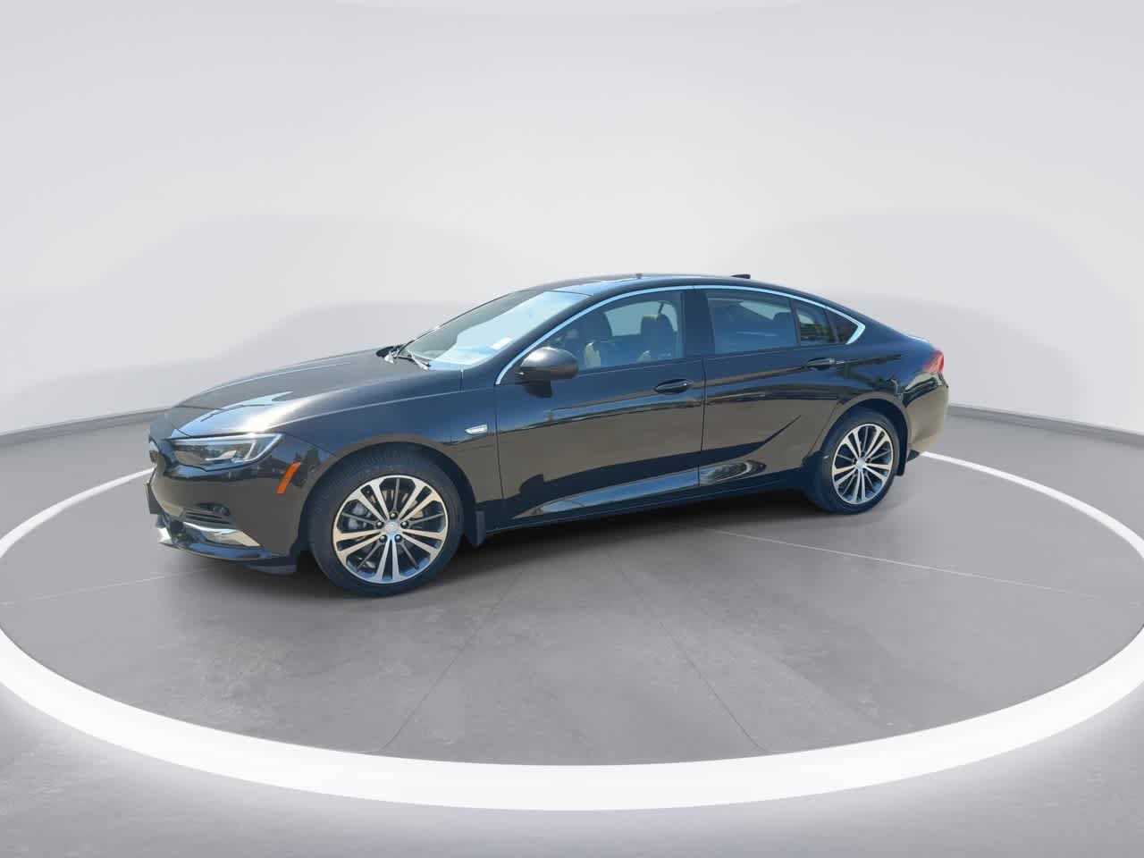 Thumbnail: 2019 Buick Regal - 4