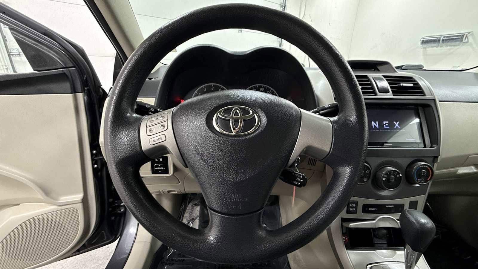 Thumbnail: 2012 Toyota Corolla - 16