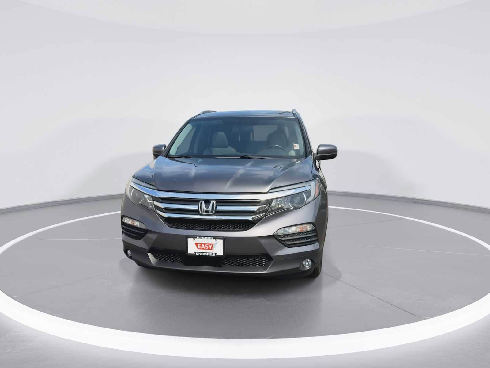 Thumbnail: 2017 Honda Pilot - 3