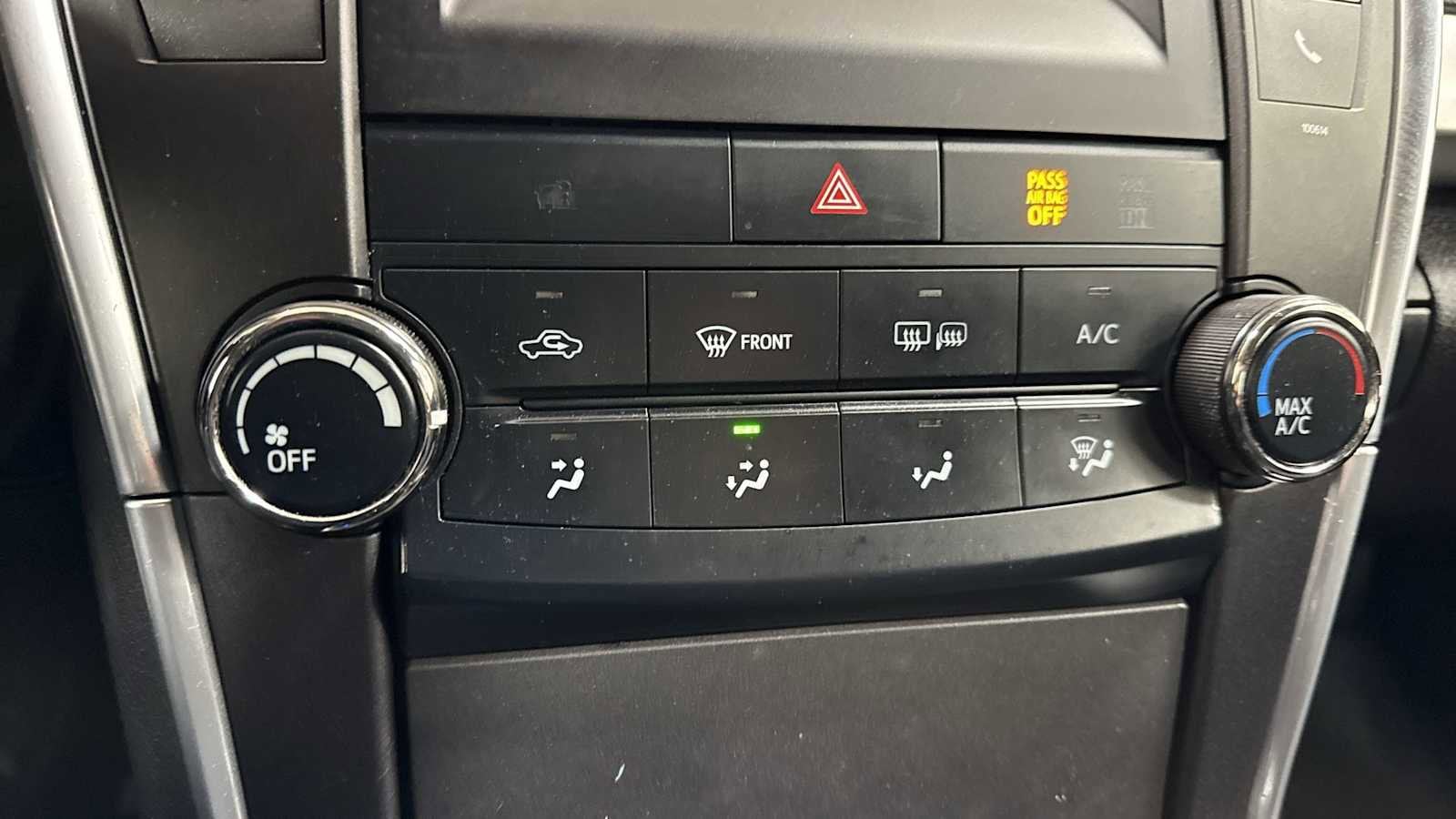 Thumbnail: 2017 Toyota Camry - 20