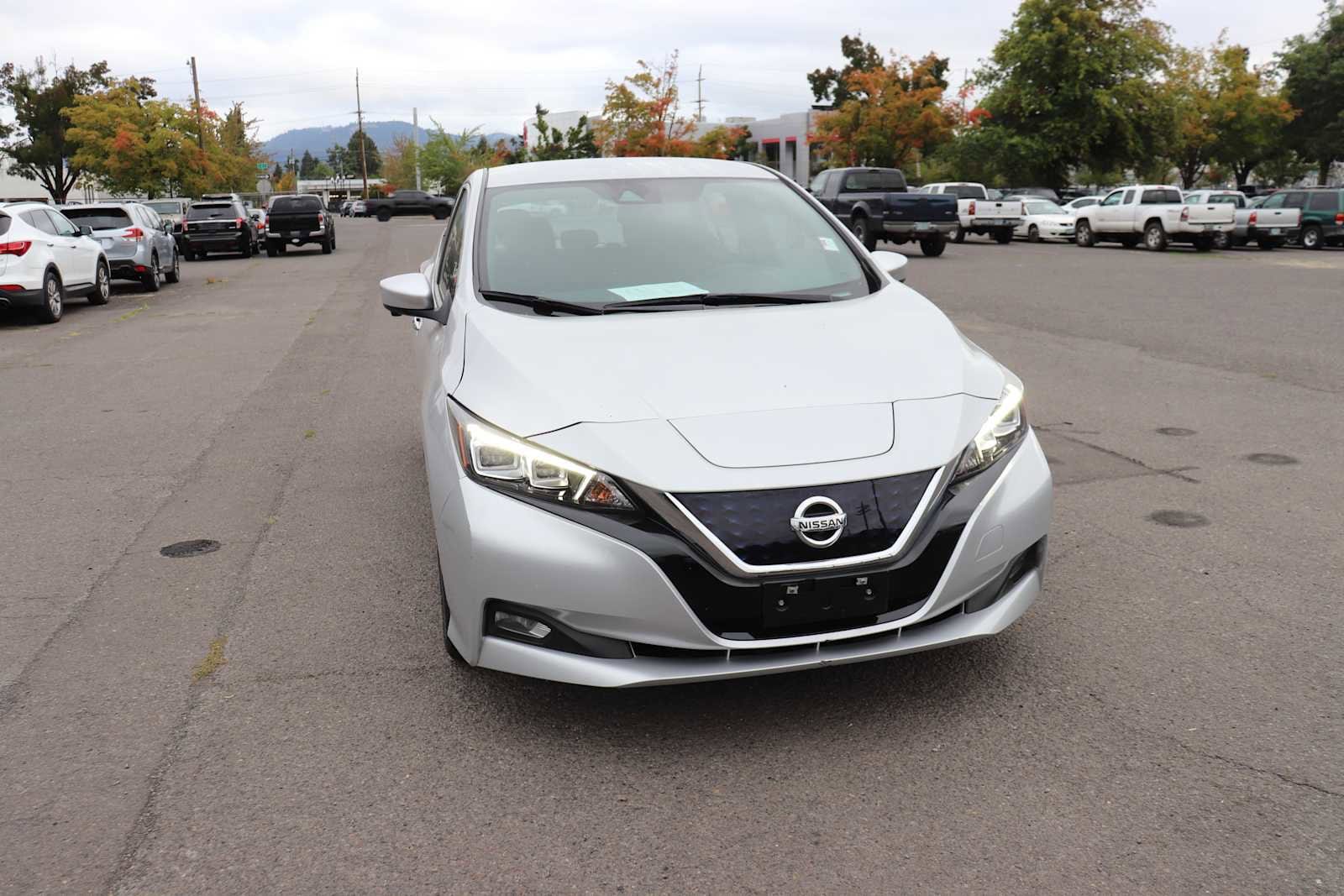 Thumbnail: 2020 Nissan Leaf - 3