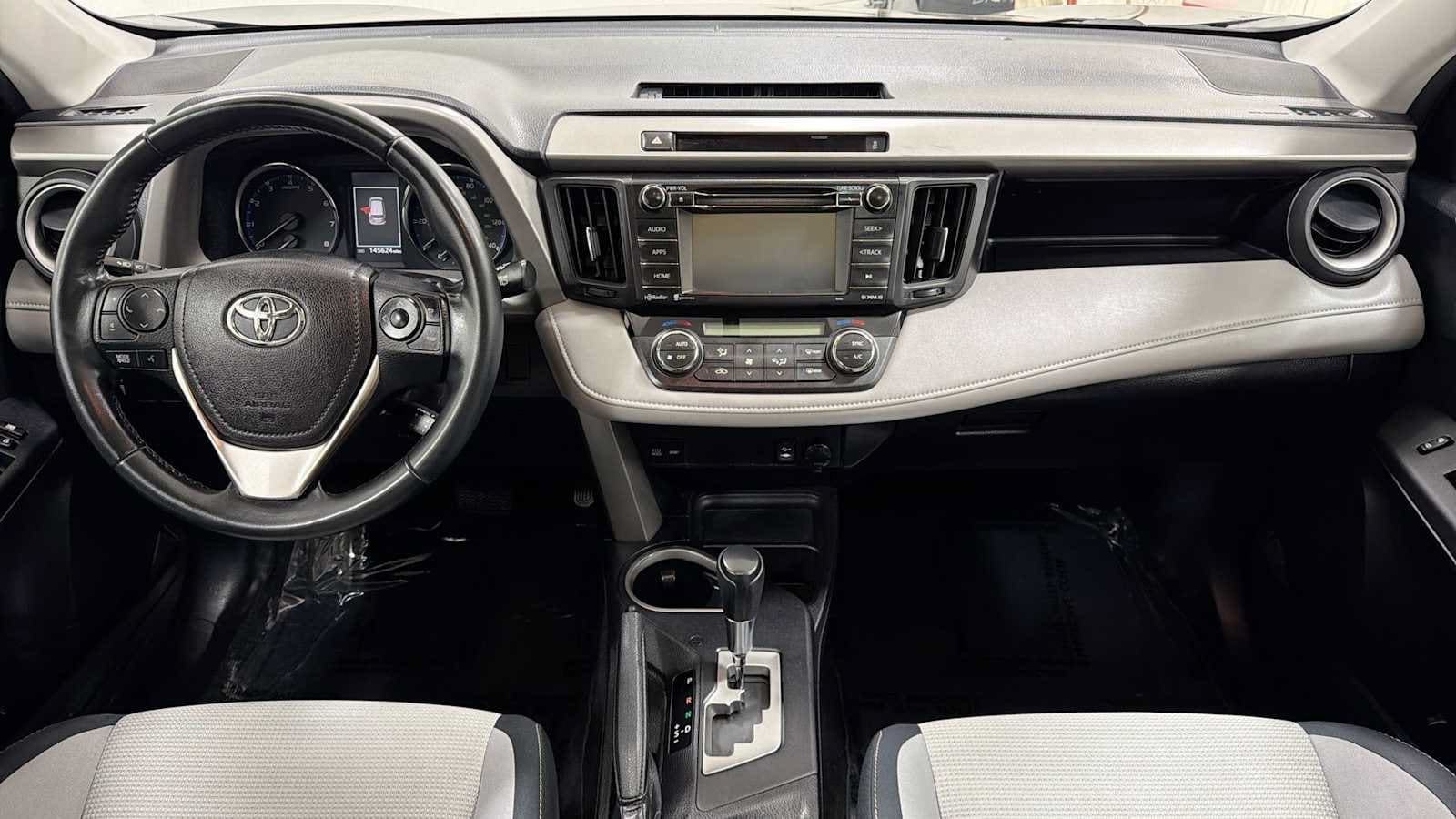 Thumbnail: 2016 Toyota RAV4 - 25