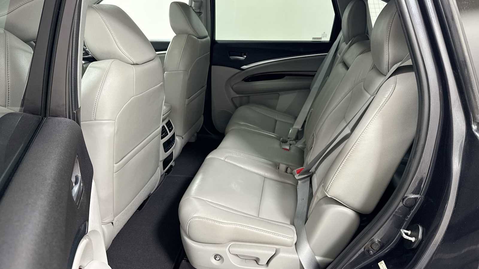 Thumbnail: 2016 Acura MDX - 25