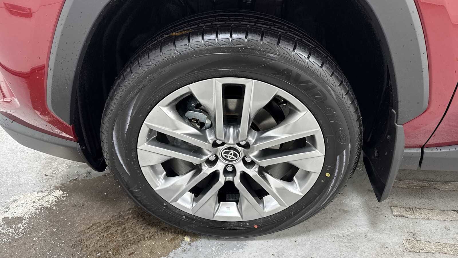 Thumbnail: 2025 Toyota RAV4 - 10