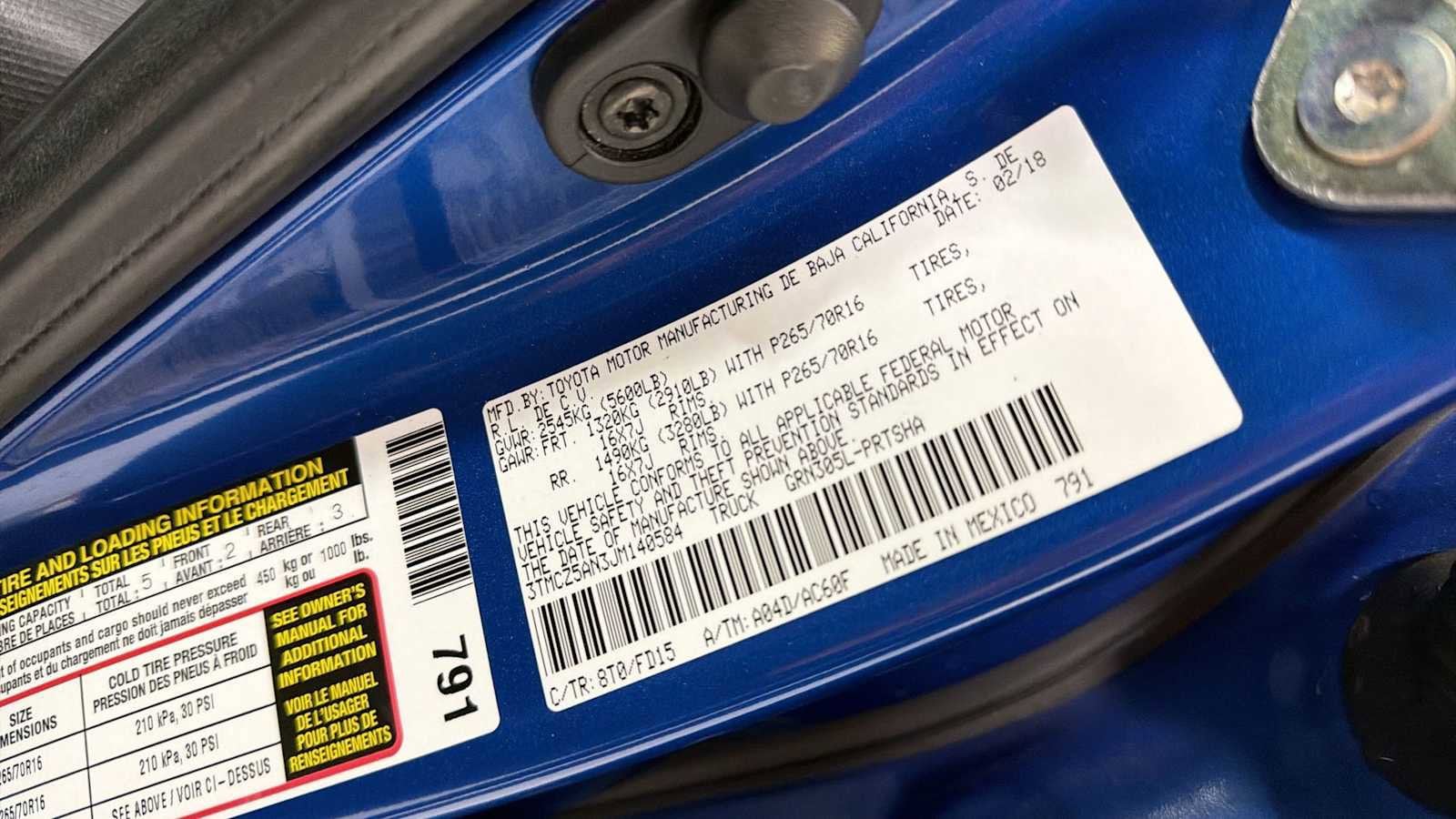 Thumbnail: 2018 Toyota Tacoma - 11