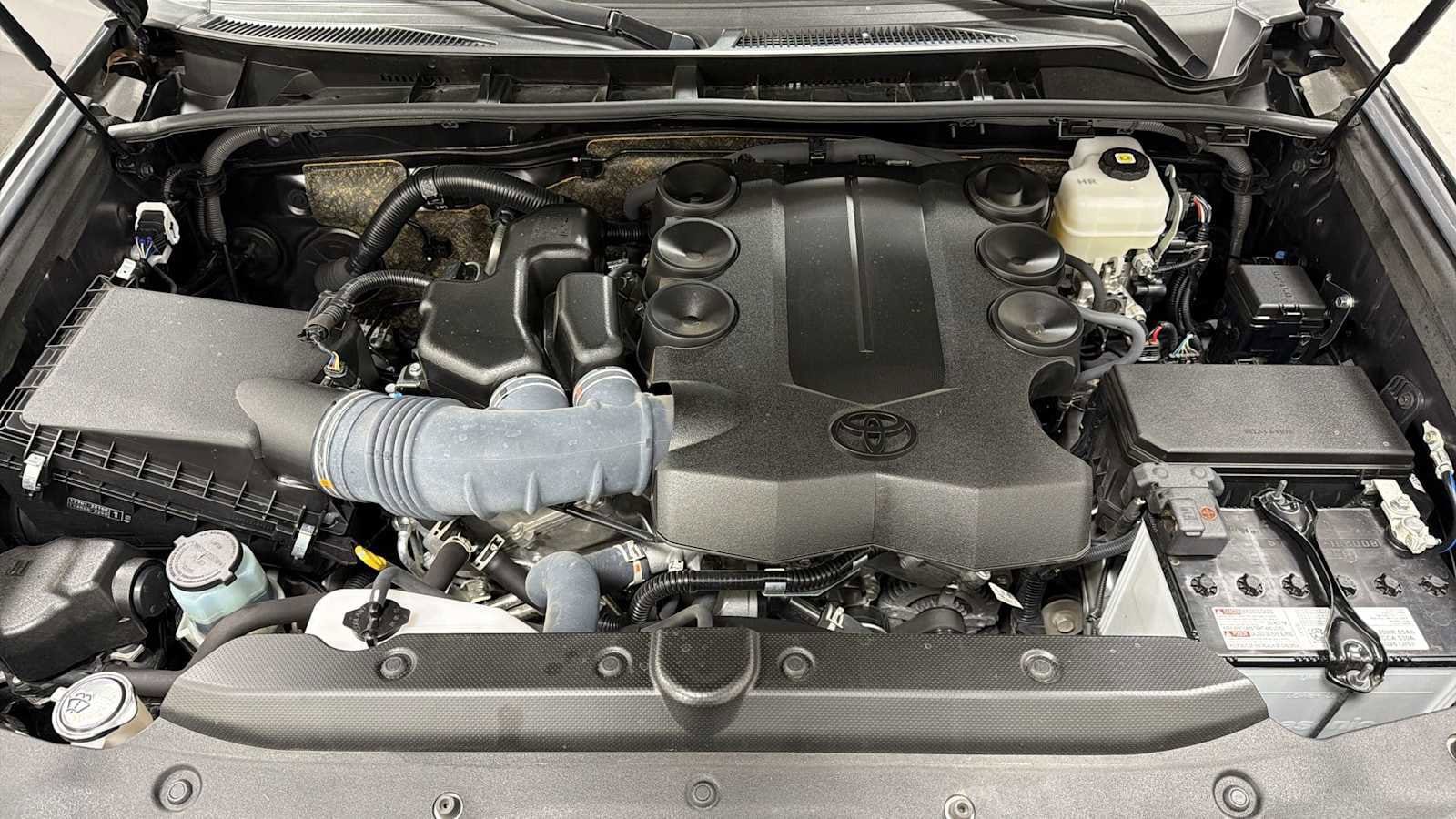 Thumbnail: 2023 Toyota 4Runner - 30