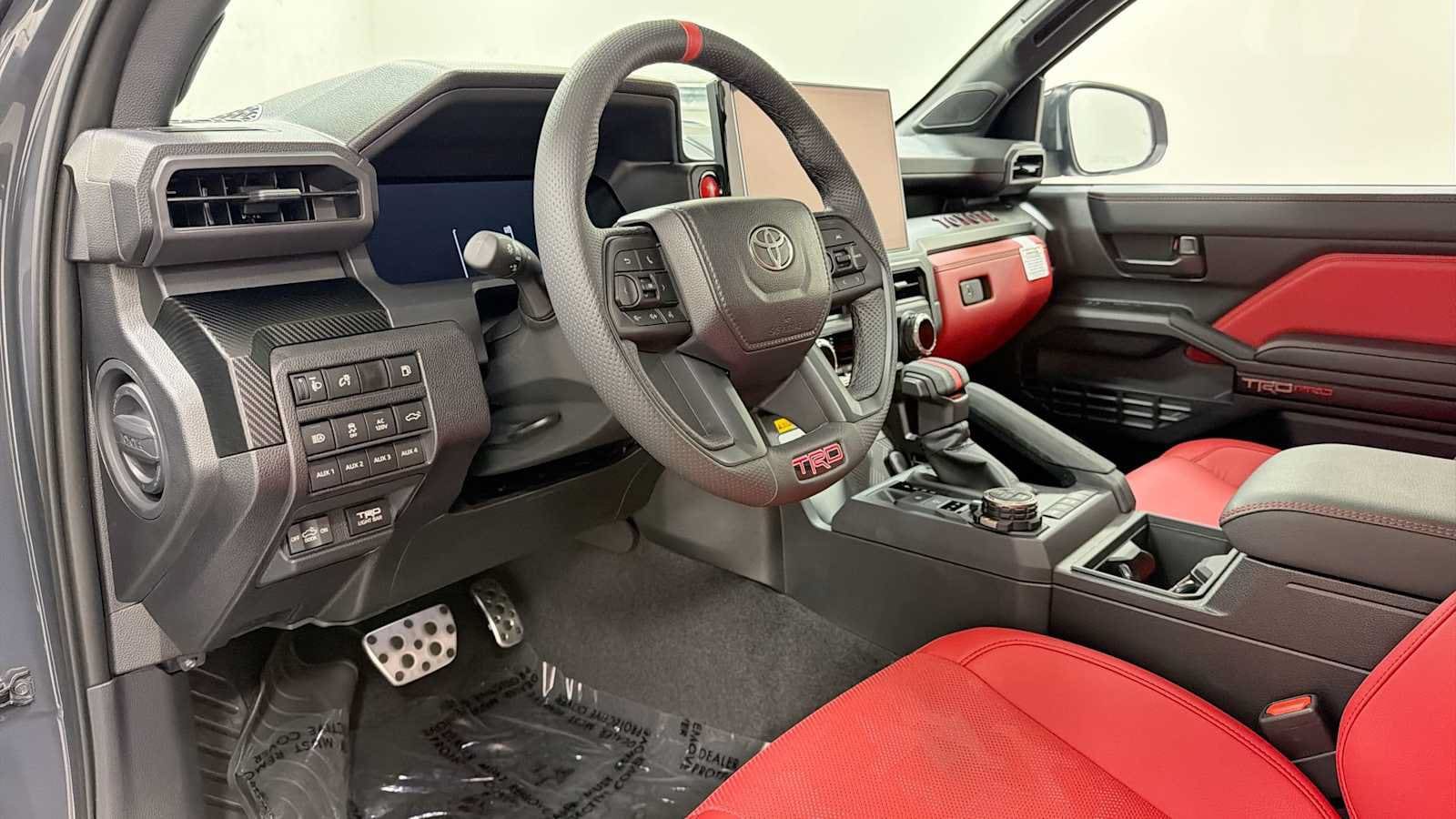 2026 Toyota Tacoma TRD Pro - Photo 12