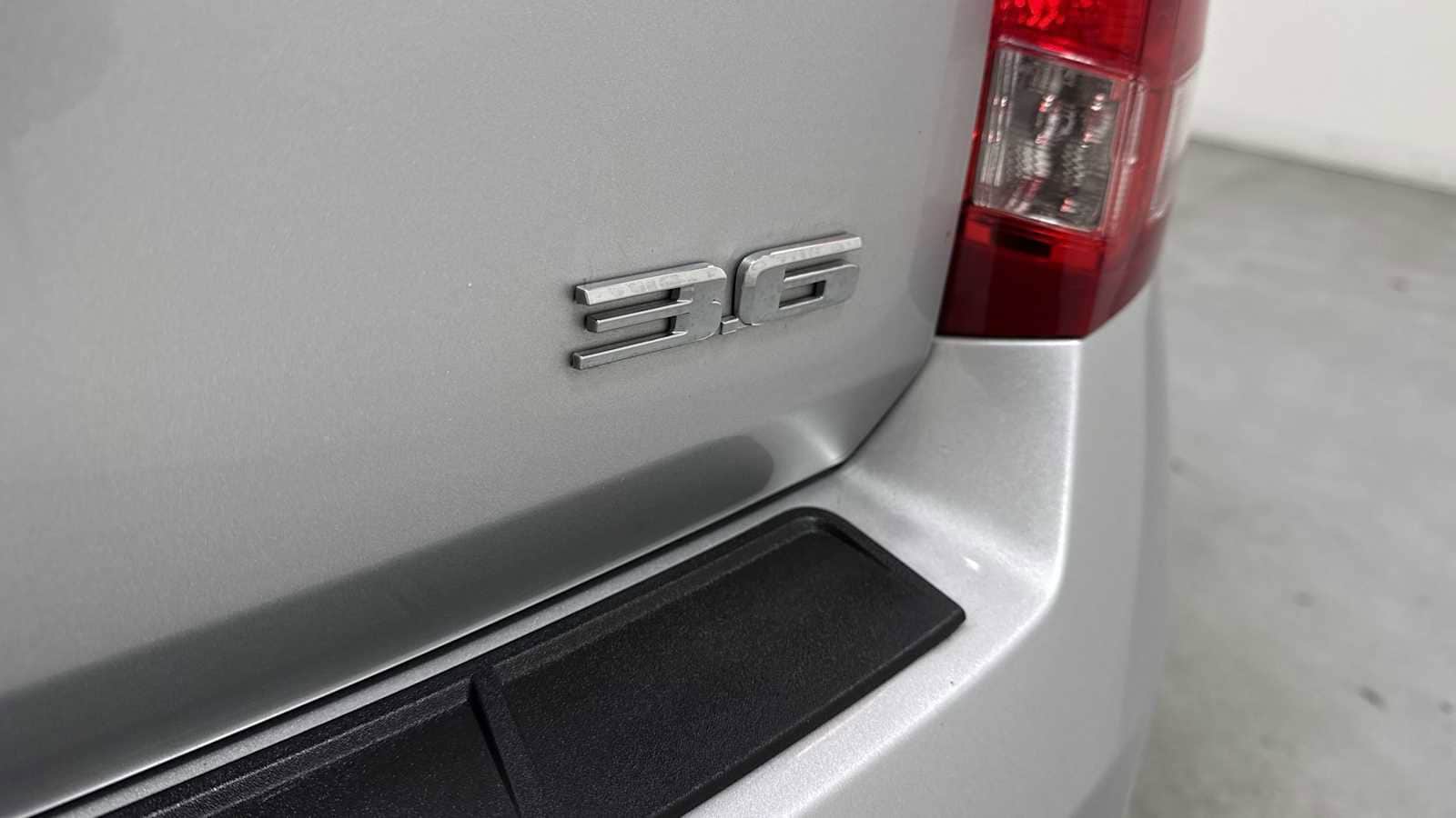 Thumbnail: 2012 Cadillac SRX - 29