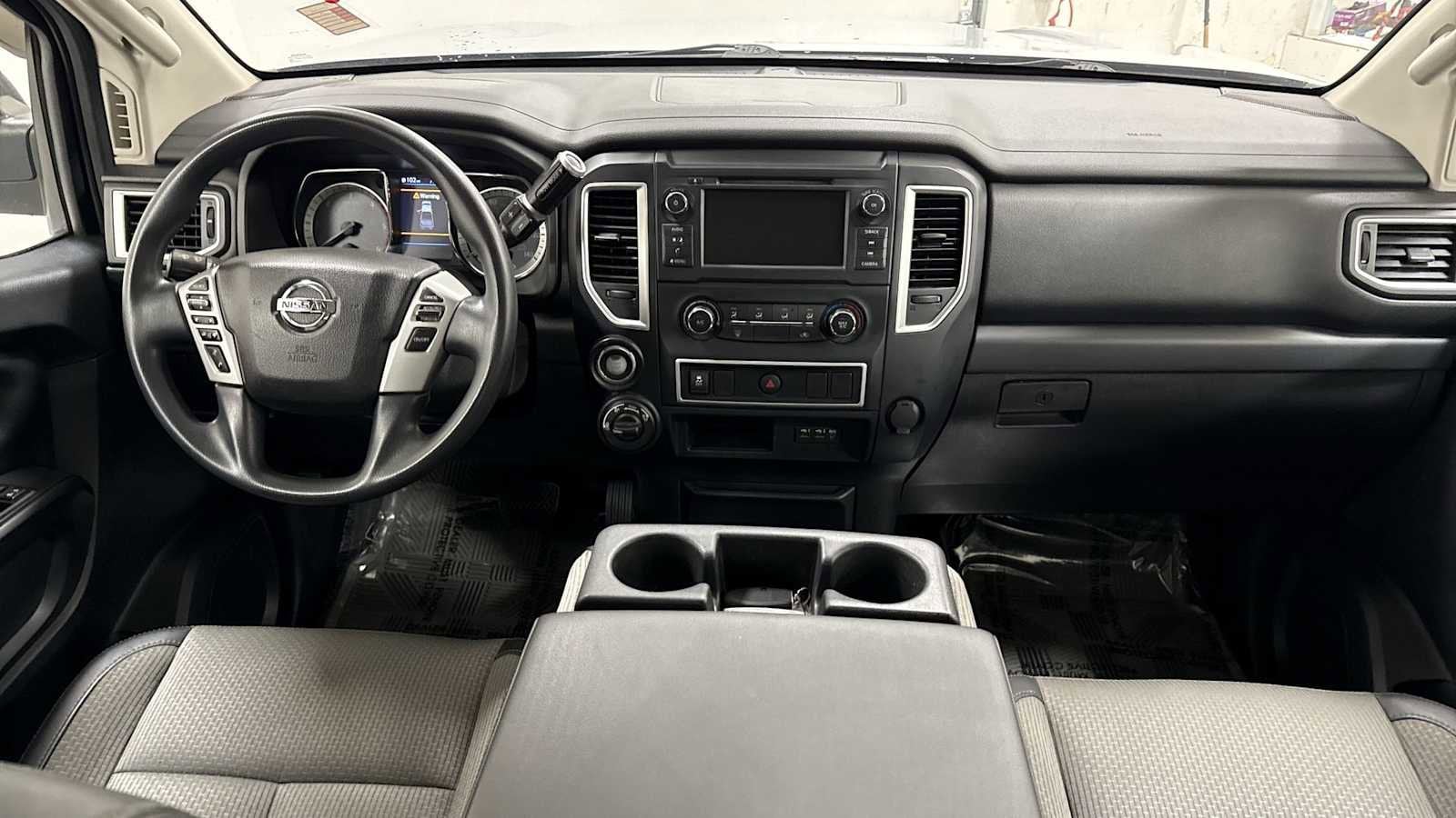 Thumbnail: 2019 Nissan Titan - 25