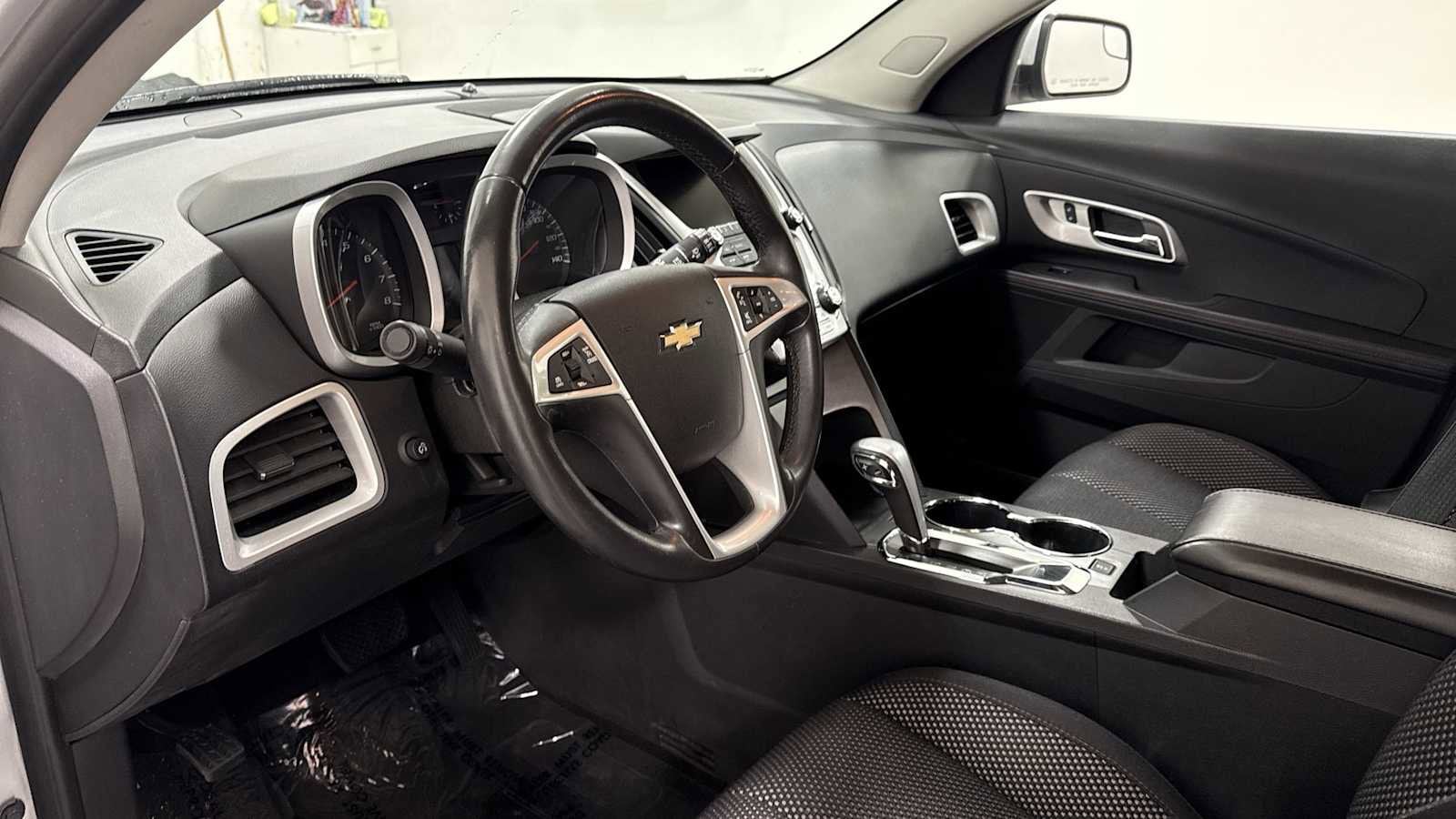Thumbnail: 2014 Chevrolet Equinox - 12