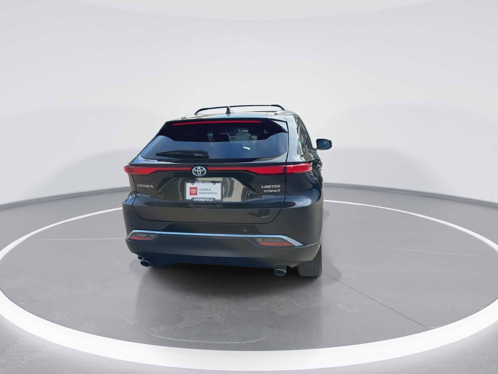 Thumbnail: 2022 Toyota Venza - 7