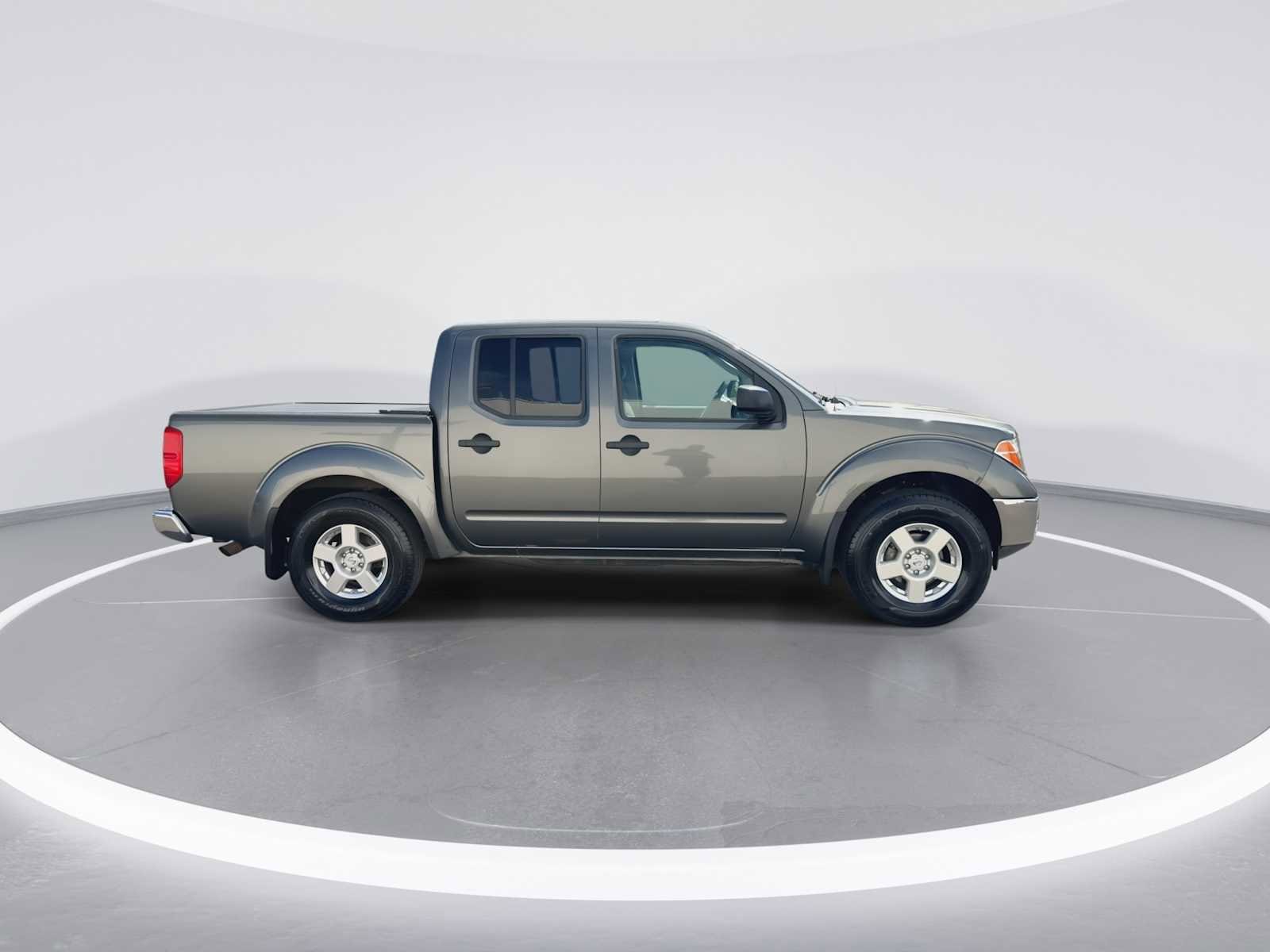 Thumbnail: 2005 Nissan Frontier - 9