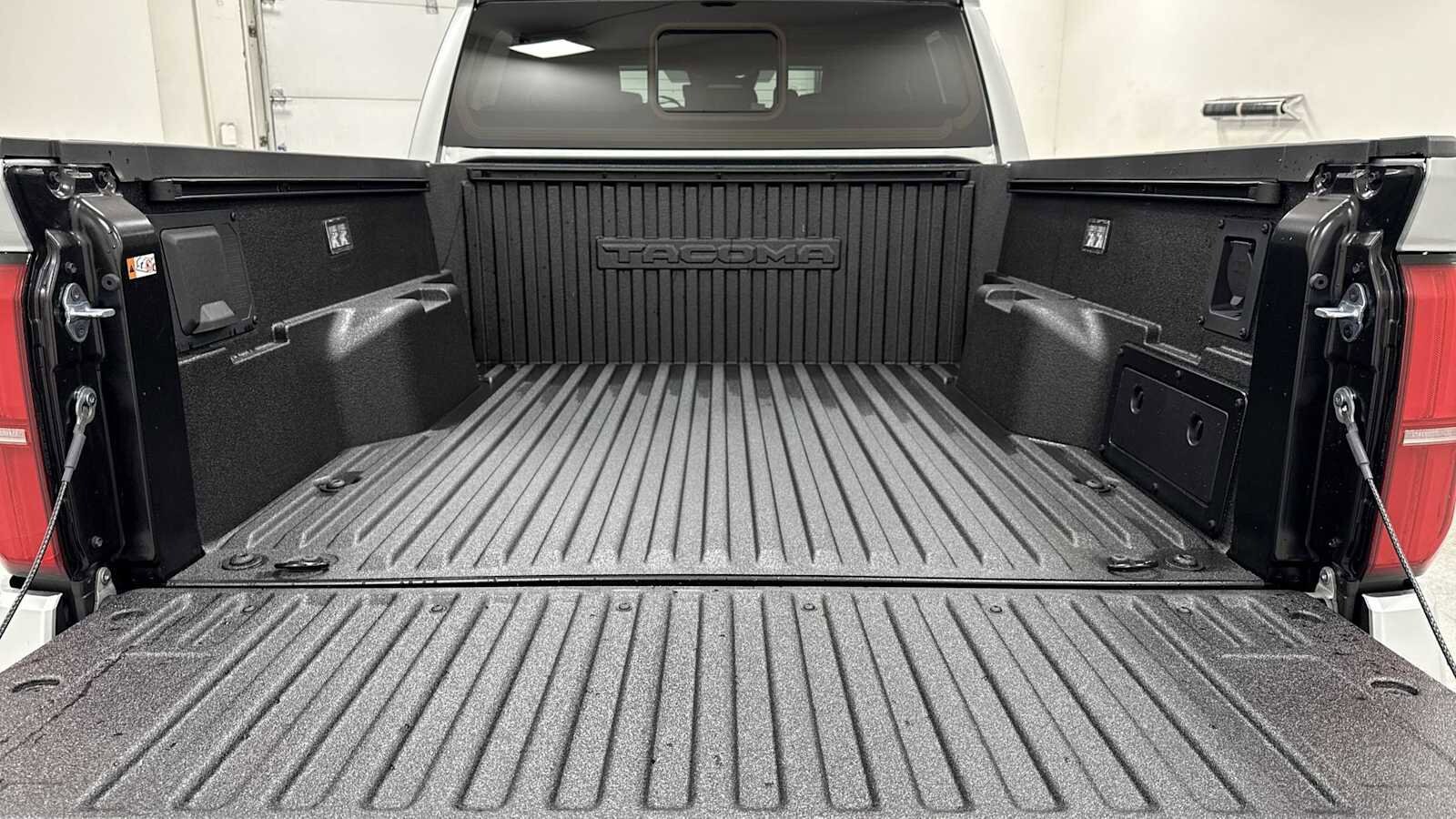 Thumbnail: 2025 Toyota Tacoma - 29