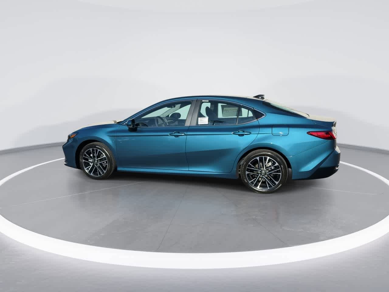 Thumbnail: 2025 Toyota Camry - 5