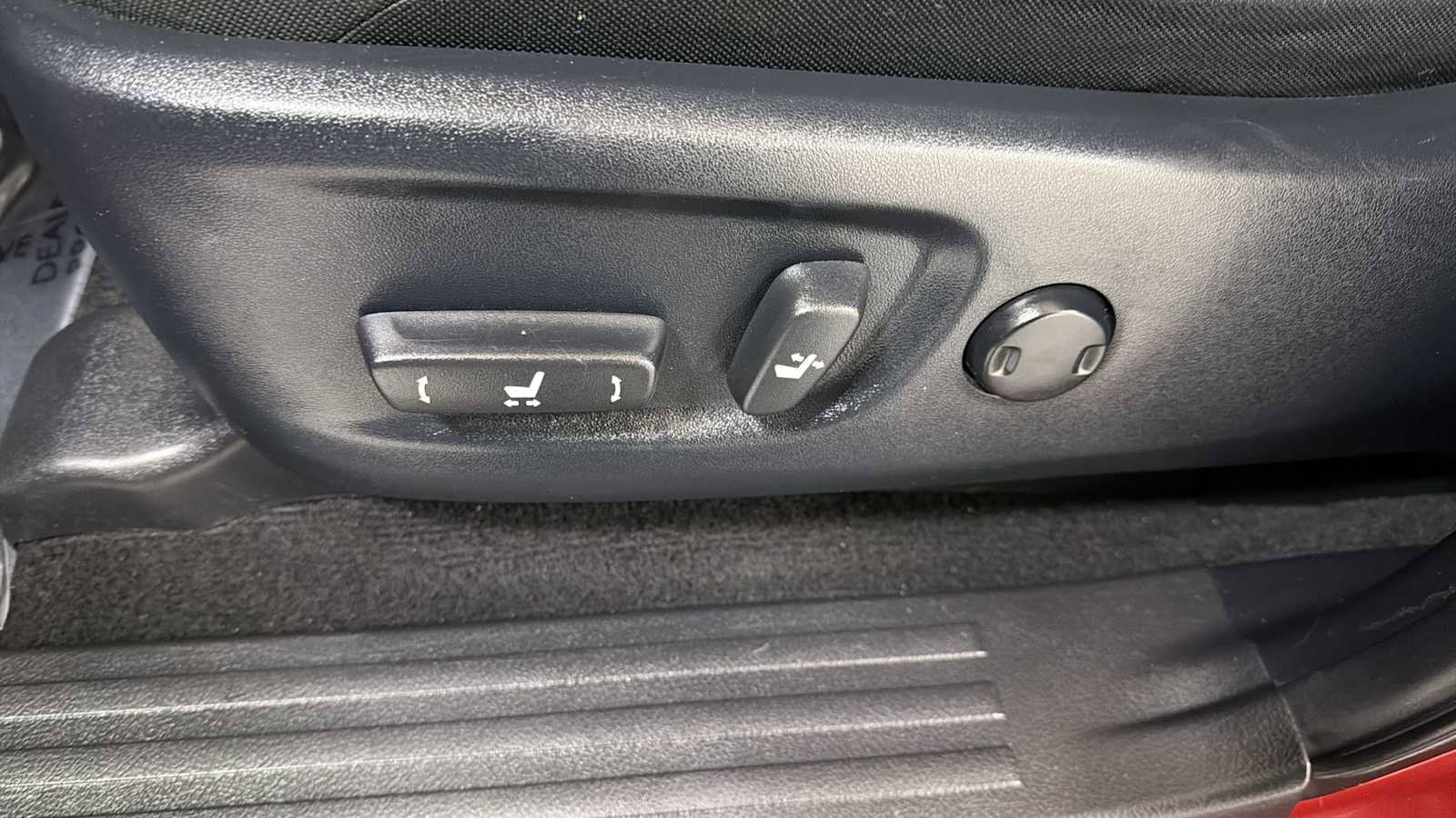 Thumbnail: 2019 Toyota 4Runner - 14