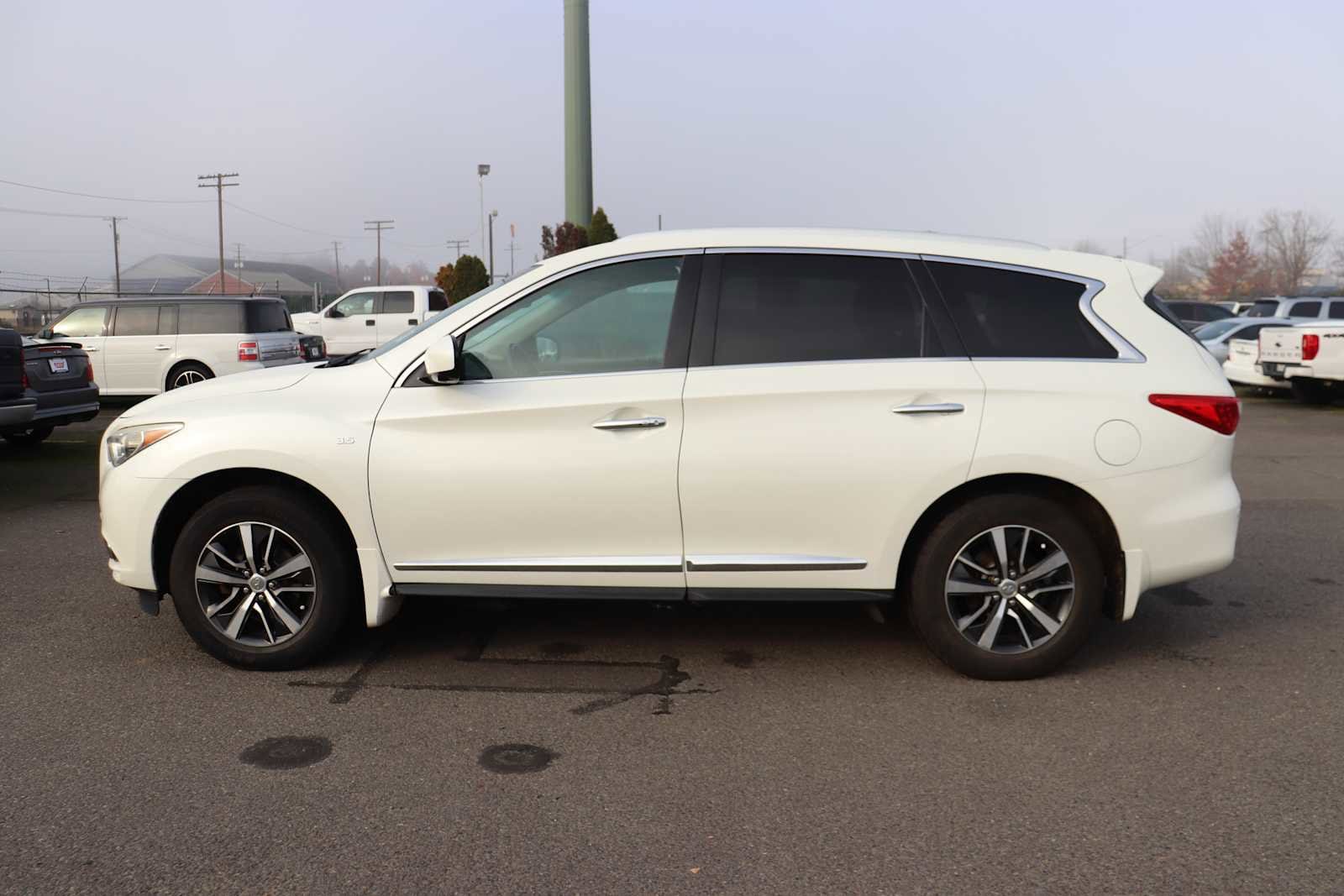 Thumbnail: 2015 INFINITI QX60 - 8