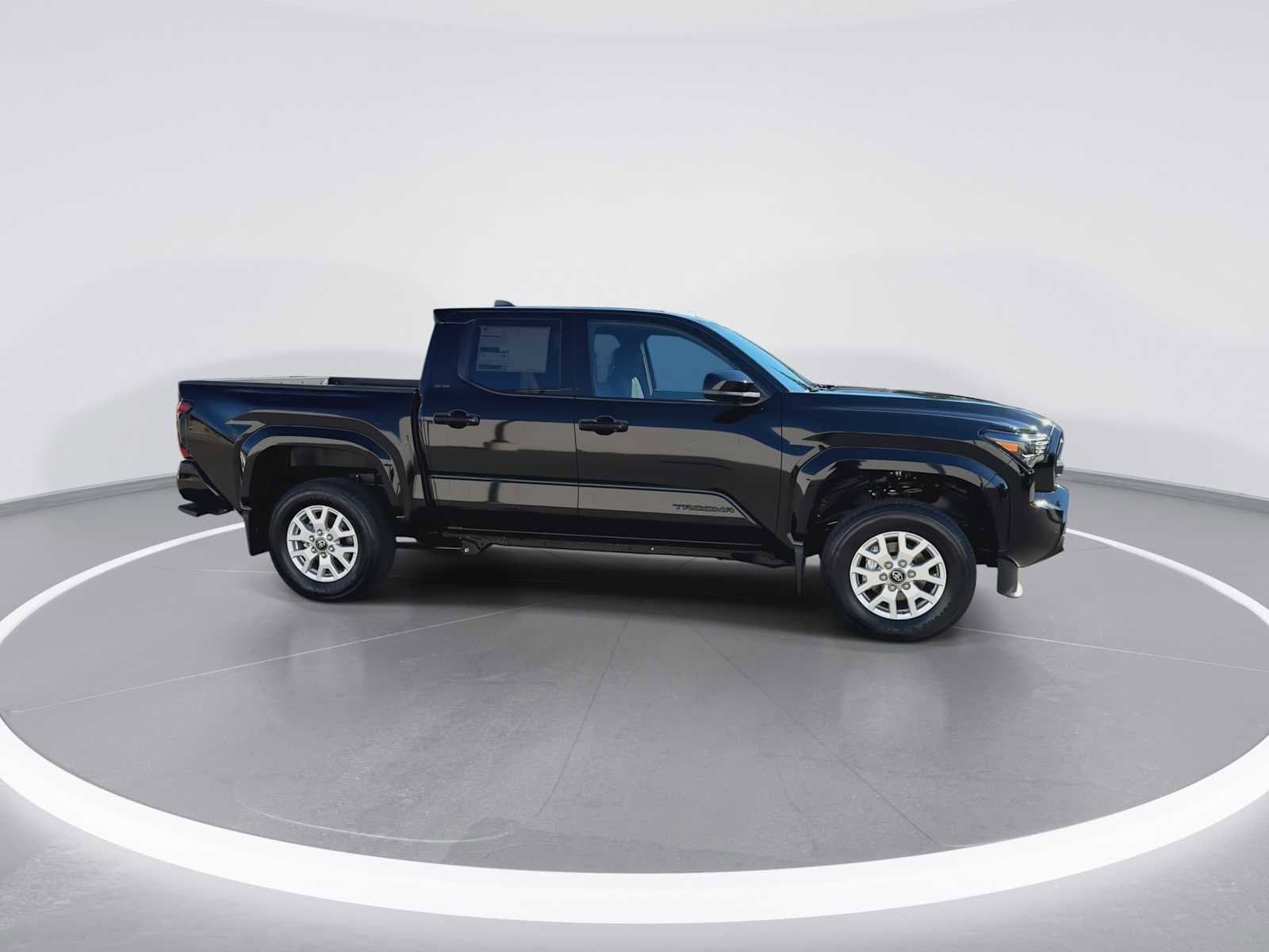 Thumbnail: 2025 Toyota Tacoma - 9