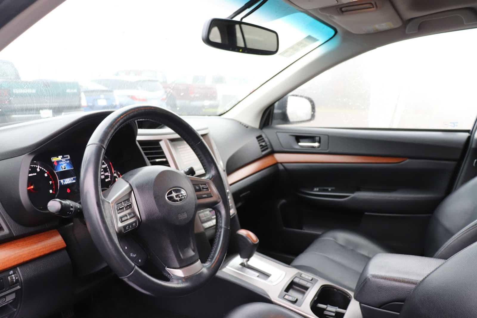 Thumbnail: 2014 Subaru Outback - 10