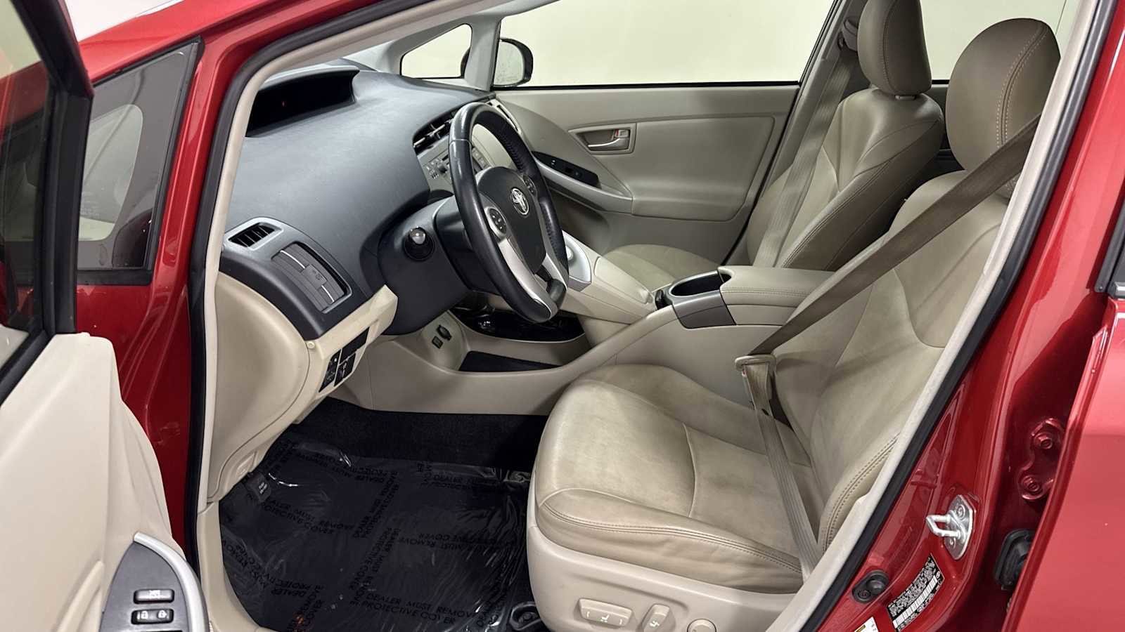 Thumbnail: 2013 Toyota Prius - 12