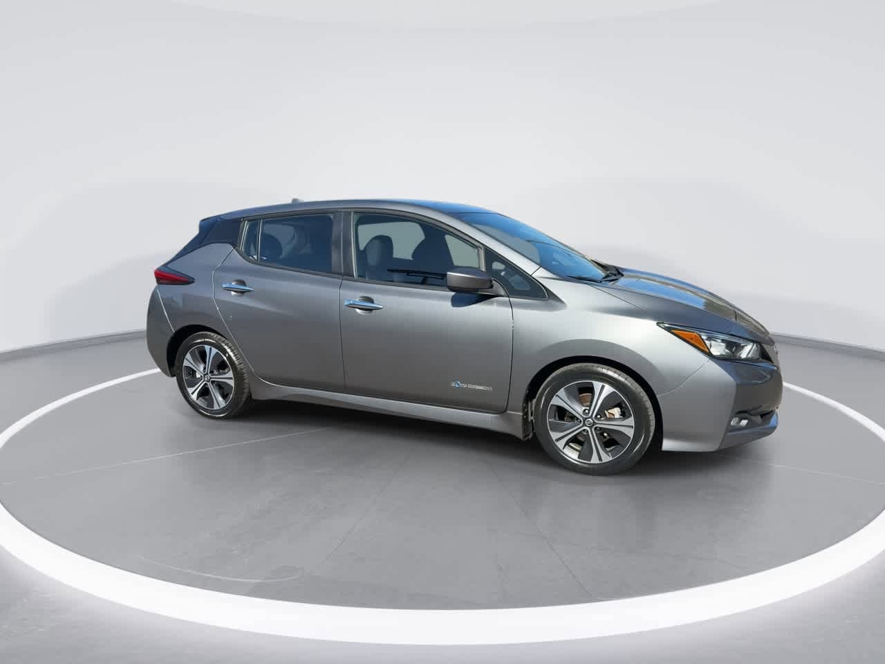 Thumbnail: 2019 Nissan Leaf - 9