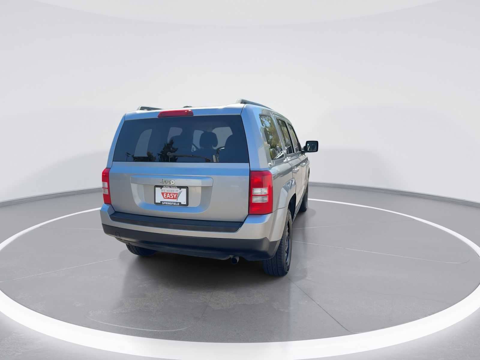 Thumbnail: 2016 Jeep Patriot - 7