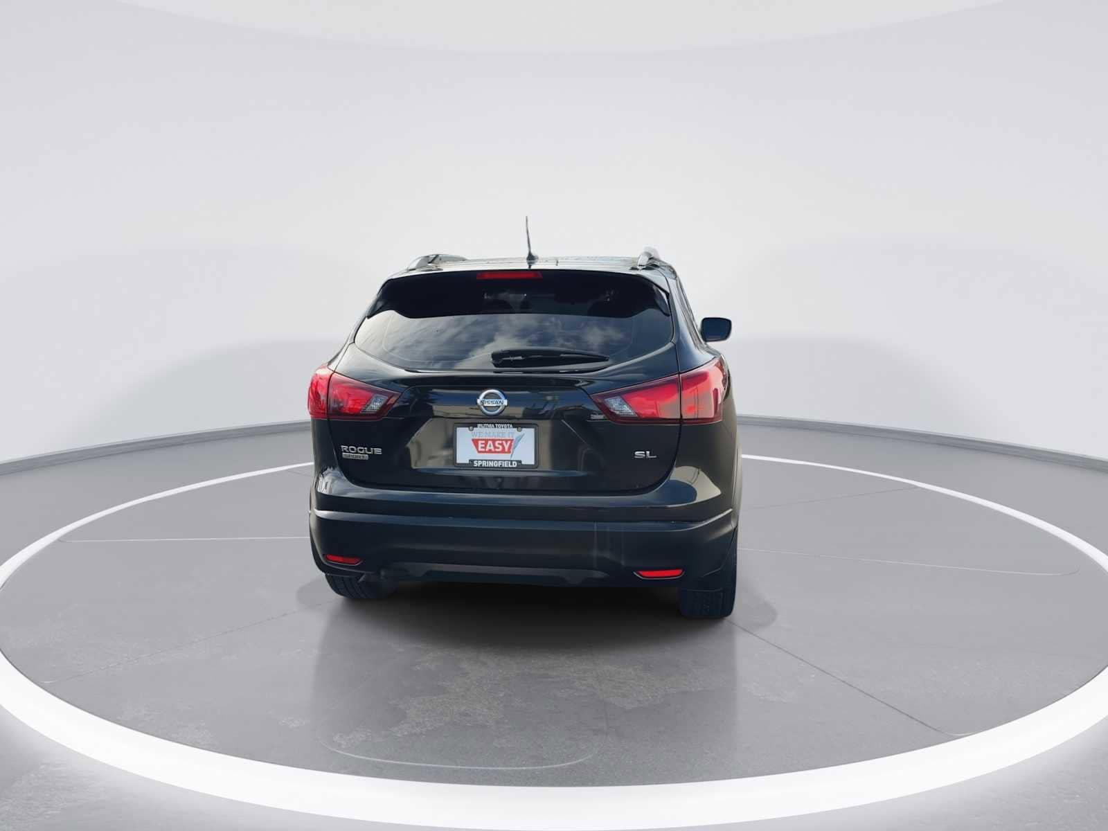 Thumbnail: 2018 Nissan Rogue Sport - 7