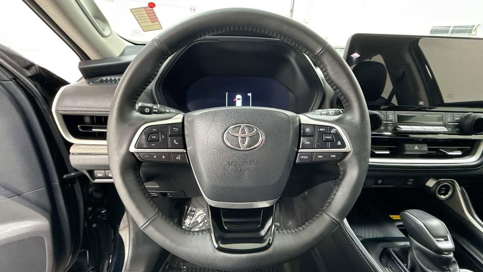 2024 Toyota Grand Highlander Limited 16